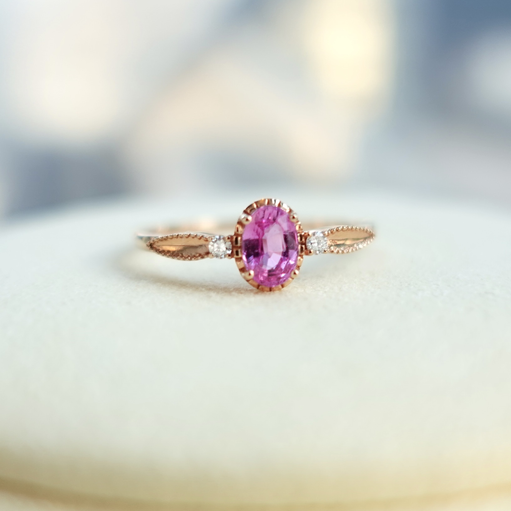 18K金粉紅藍寶石鑽石戒指-復古款