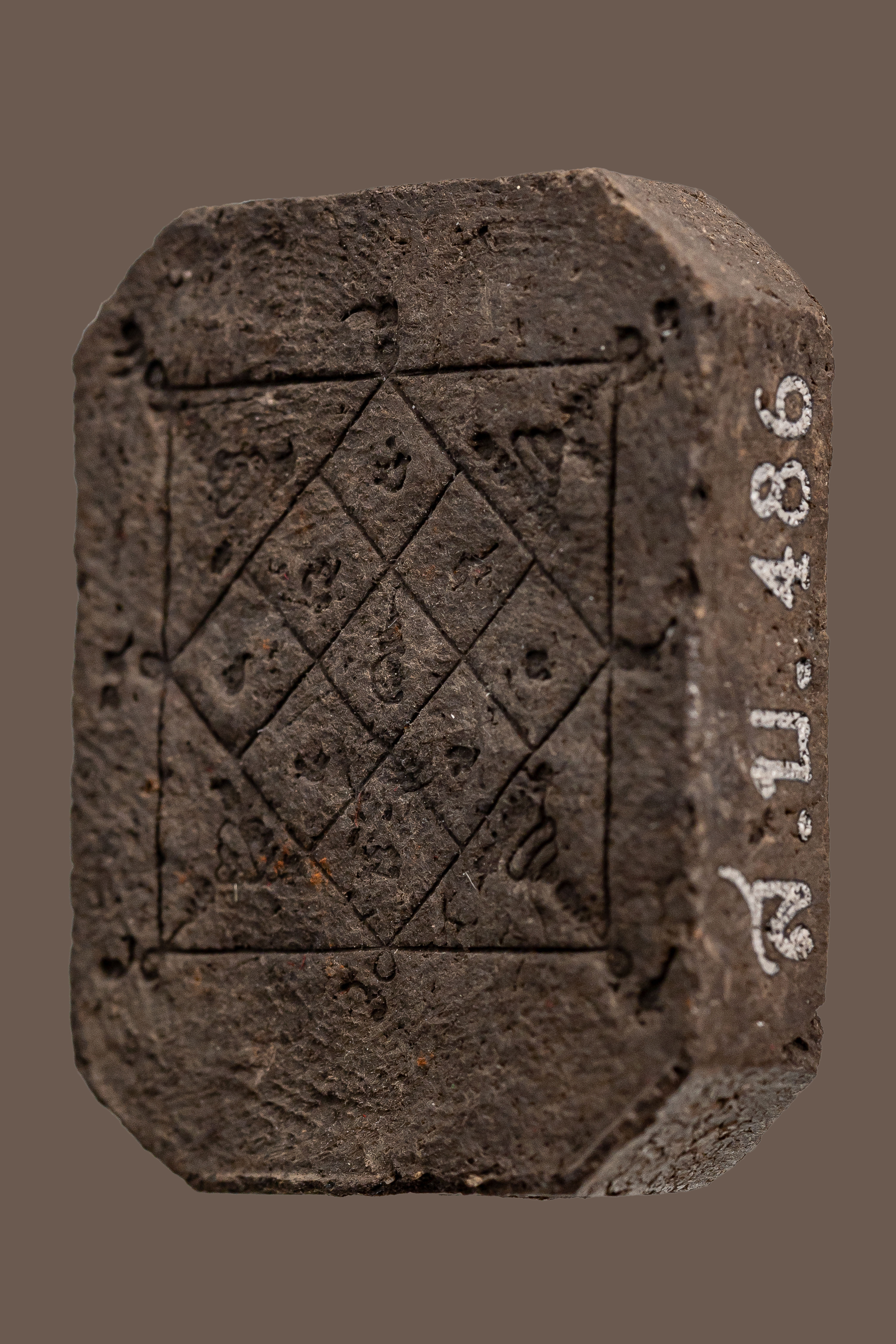 『泰國佛牌』龍婆宋功 神獸崇笛 雞  親壓版本 瓦他薩班 帕阿贊棟提供 材料 01240918