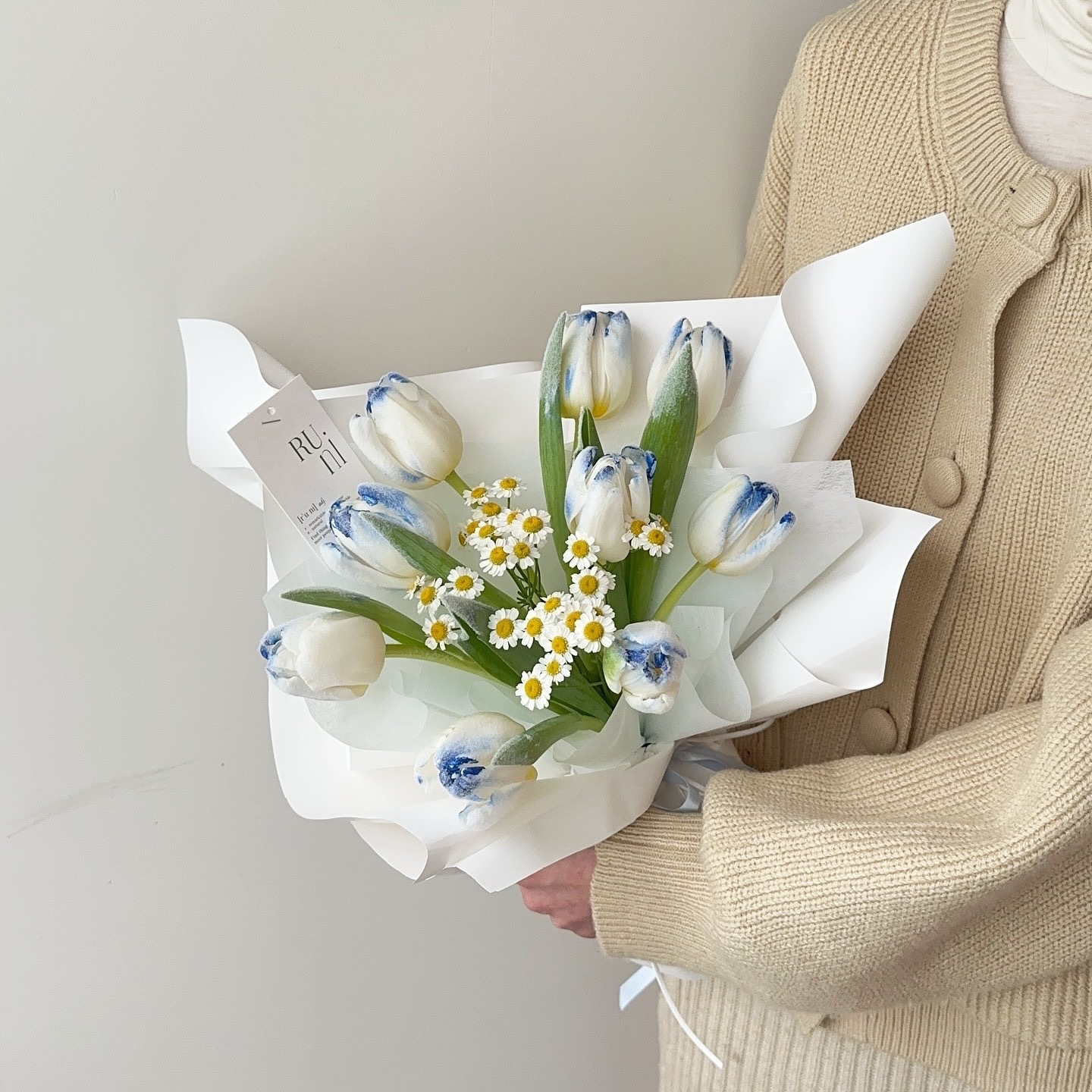聖誕雪花鬱金香花束🎄❄️（可選不同尺寸）
