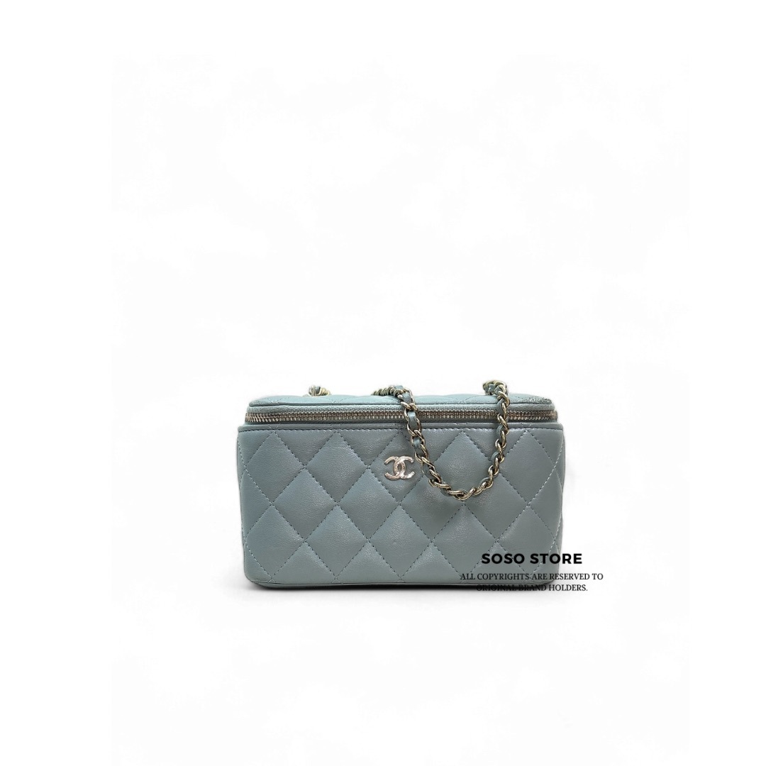 Chanel Vanity Case - Green/ Ghw