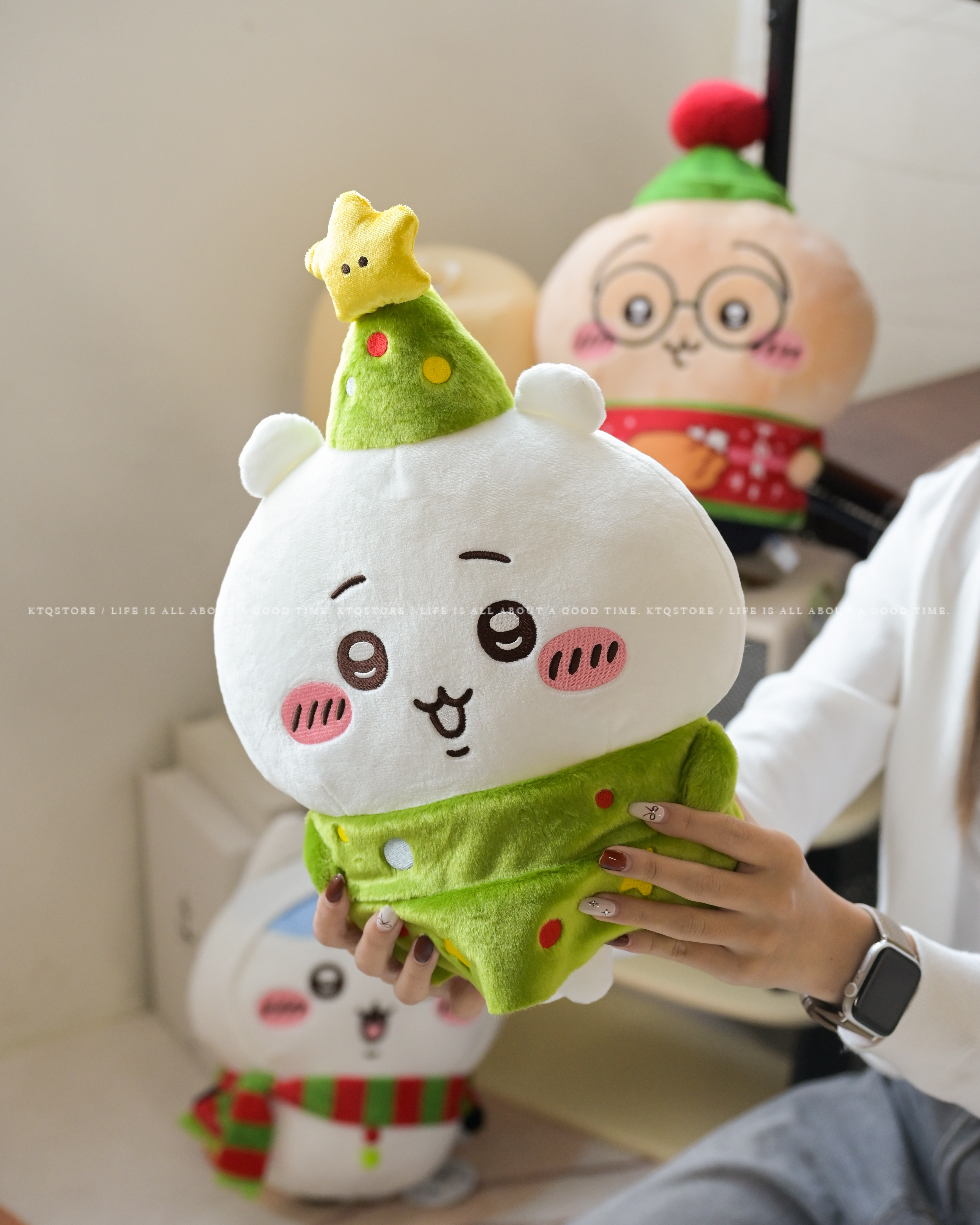 KTQ STORE ‧ 日本 Chiikawa 吉伊卡哇 聖誕節景品 30cm娃娃