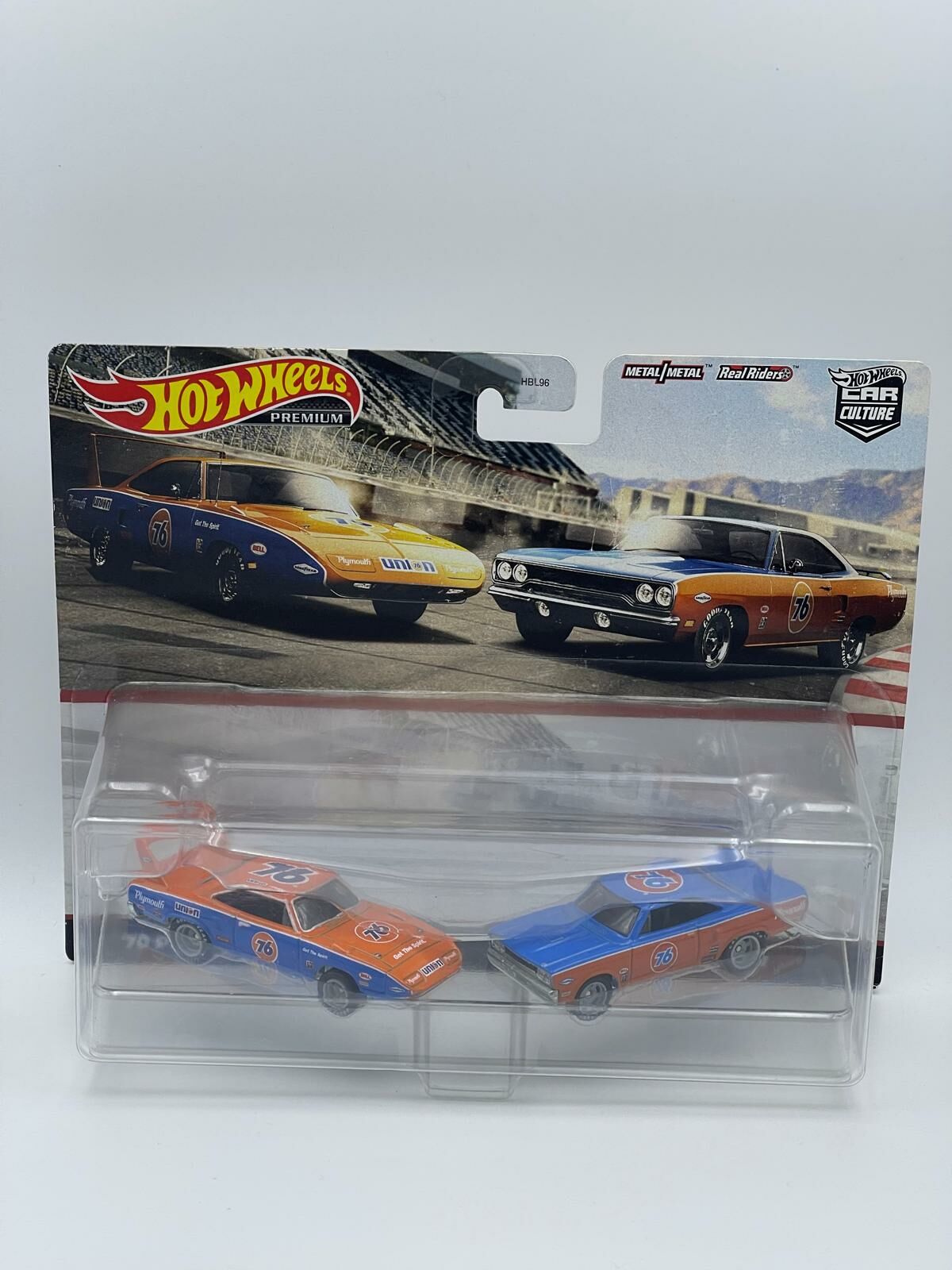 HOT WHEELS CAR CULTURE TWIN CAR SET PLYMOUTH
