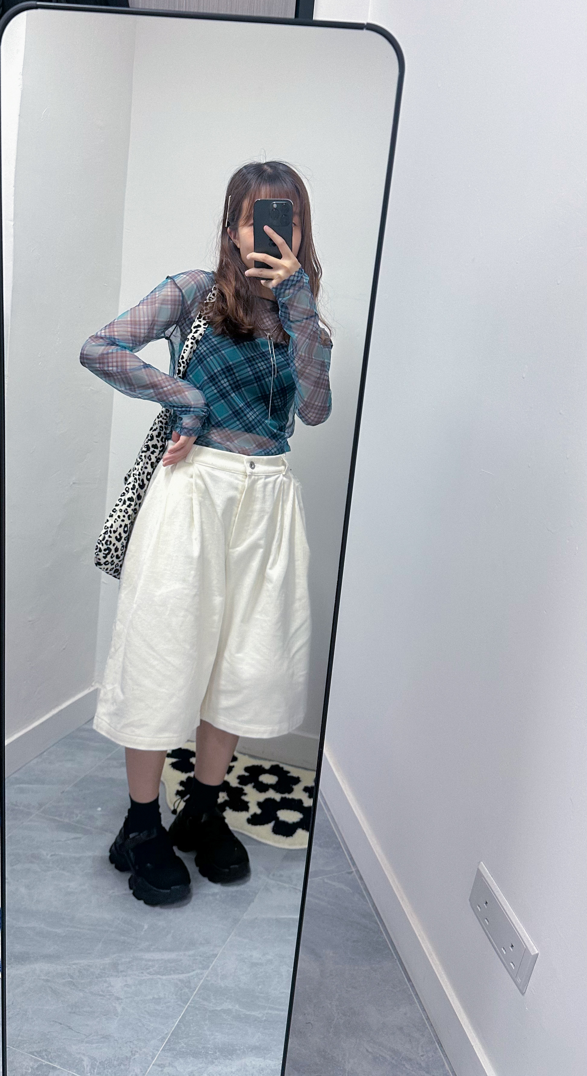 藍色英倫格紋內搭