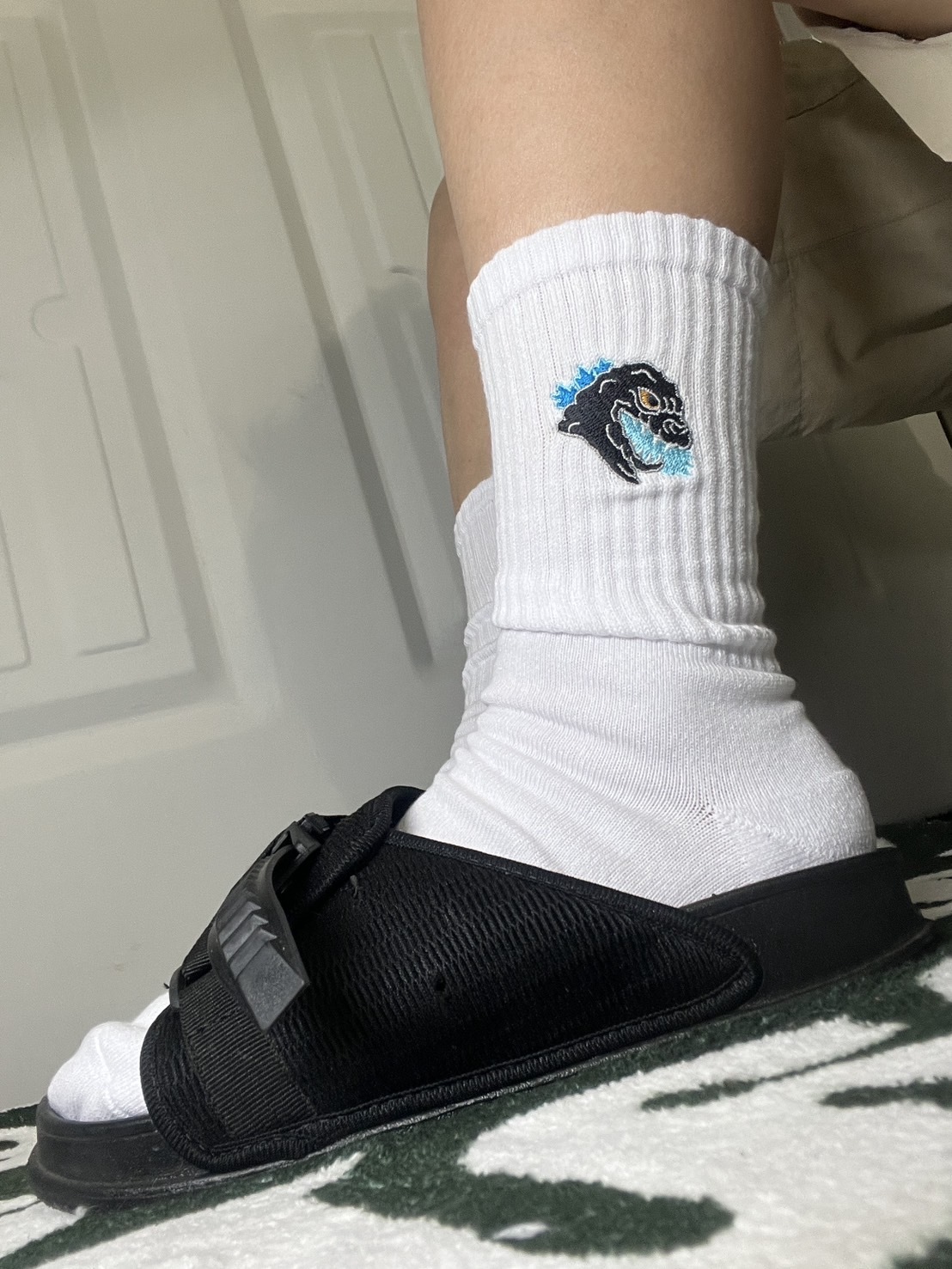 現貨|咆嘯野獸刺繡毛巾襪【SCSXU12】