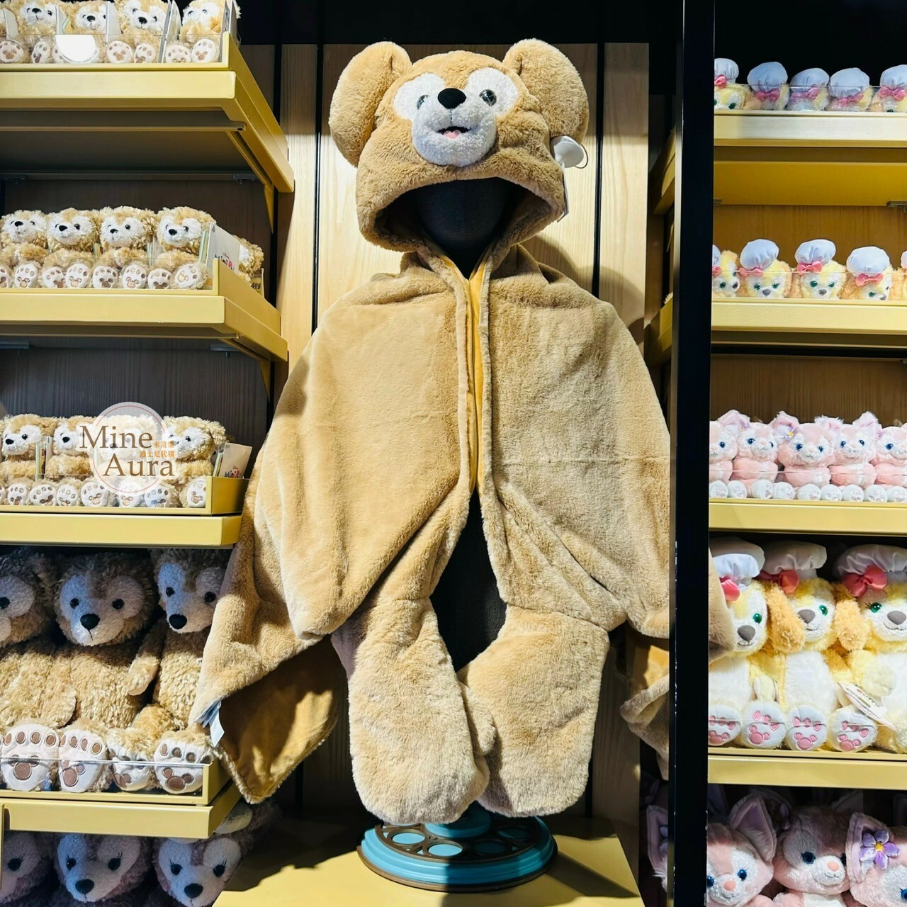 達菲 Duffy 吐舌表情 連帽造型 披肩 毛毯 可摺疊收納 -上海迪士尼樂園