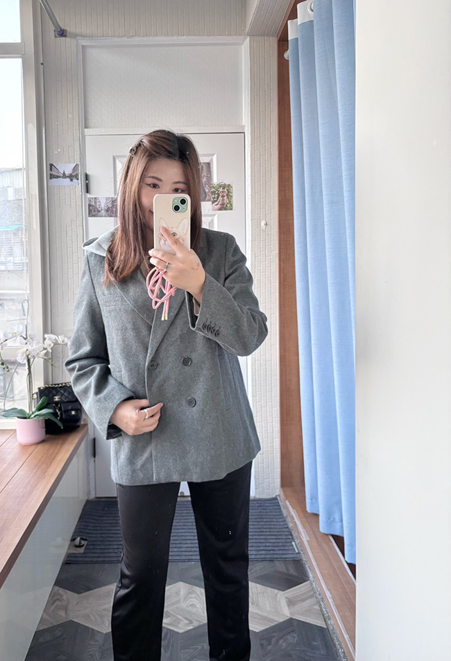 輕羊毛30%暖暖西裝連帽外套預購甜價-實拍照