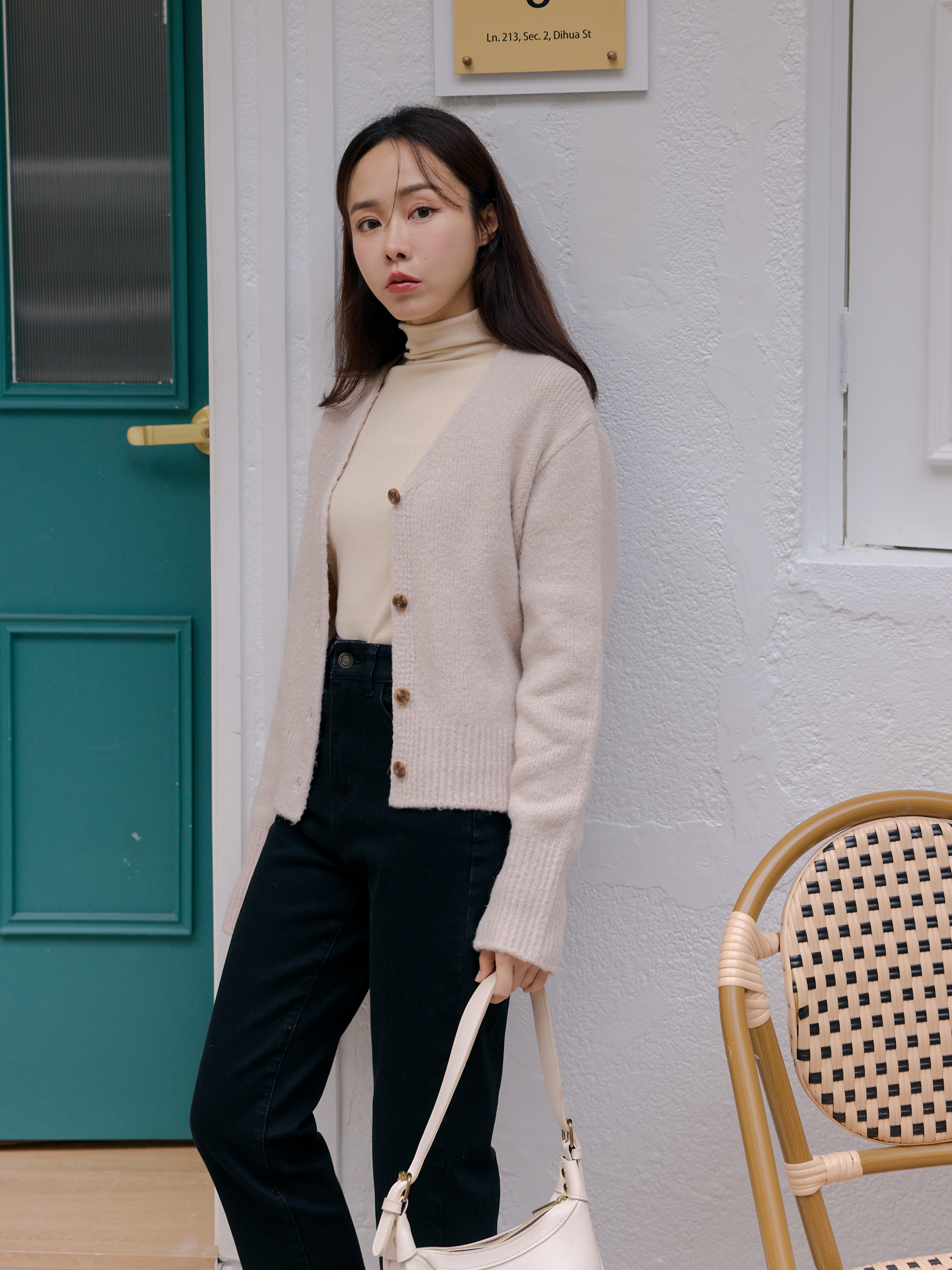 暖呼呼坑紋邊排釦外套(附圍巾)