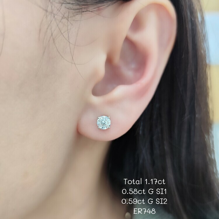18K白金58份鑽石經典四爪耳環 (GIA 証書)