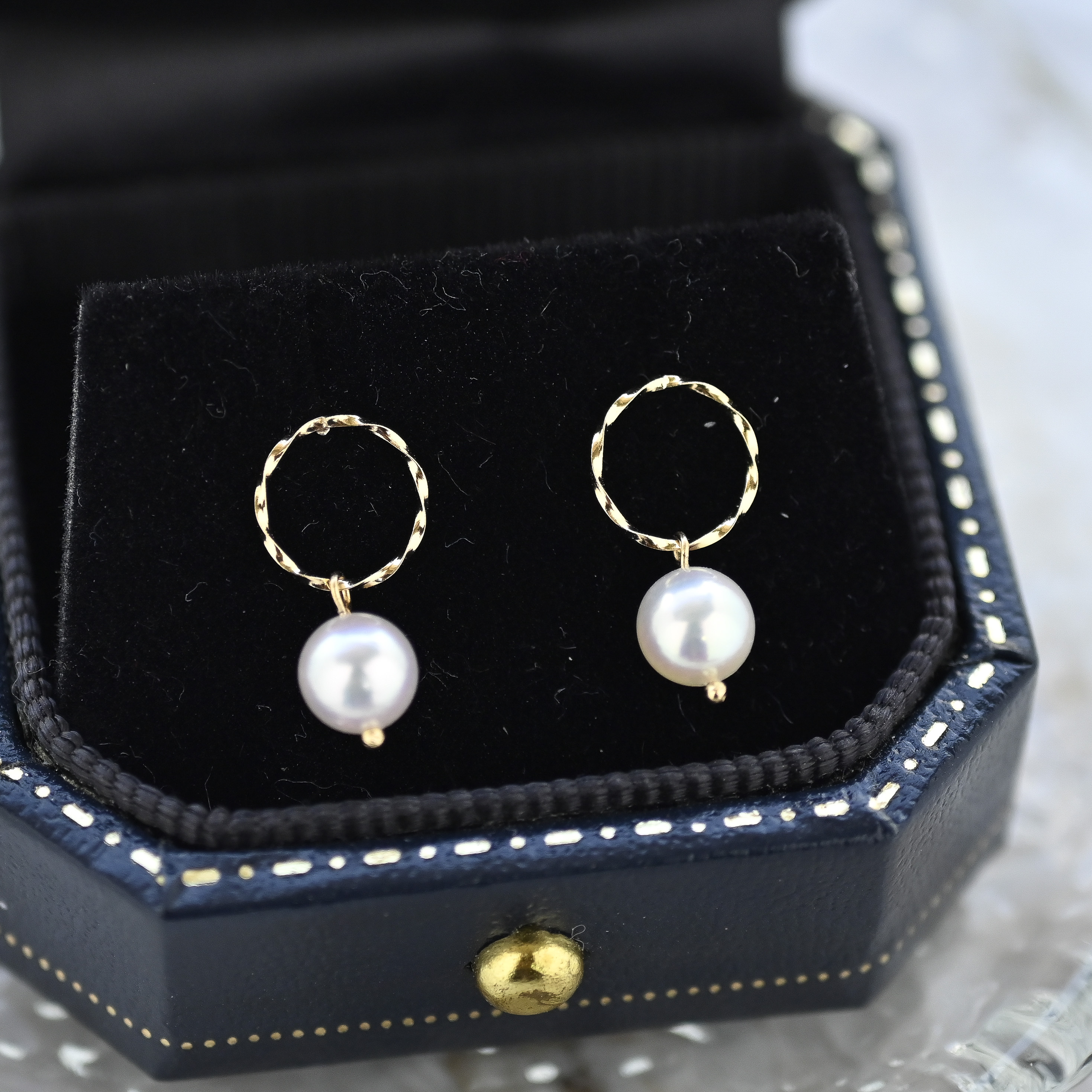18K 5mm Akoya Pearl  Earring