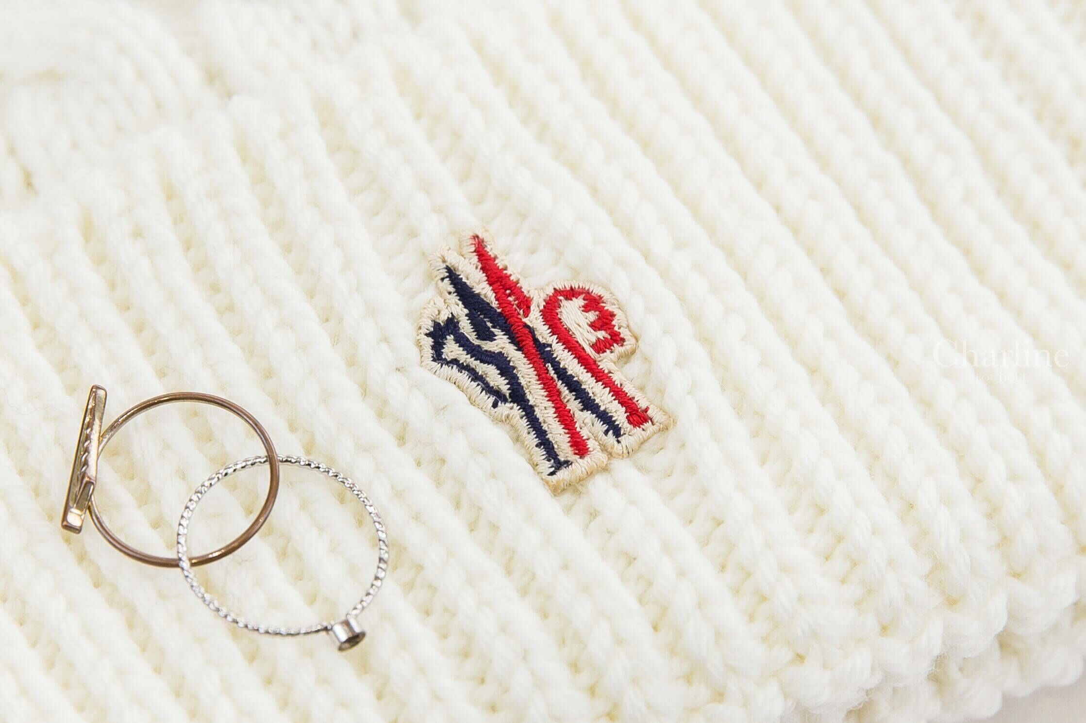Moncler Wool Beanie With Pom Pom 白色刺繡Logo羊絨球麻花針織毛帽