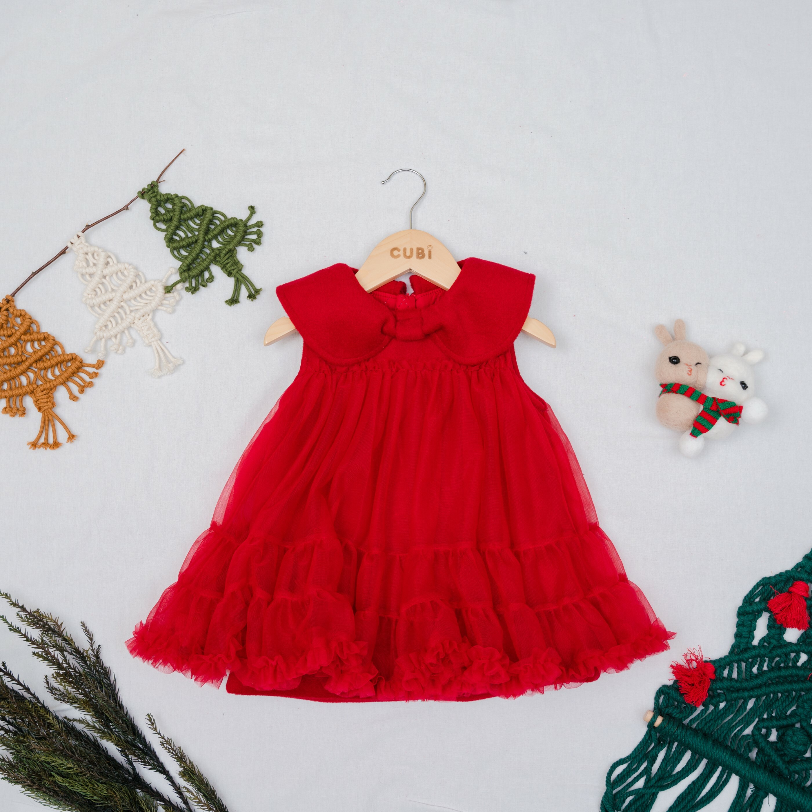 蝴蝶領柔紗洋裝