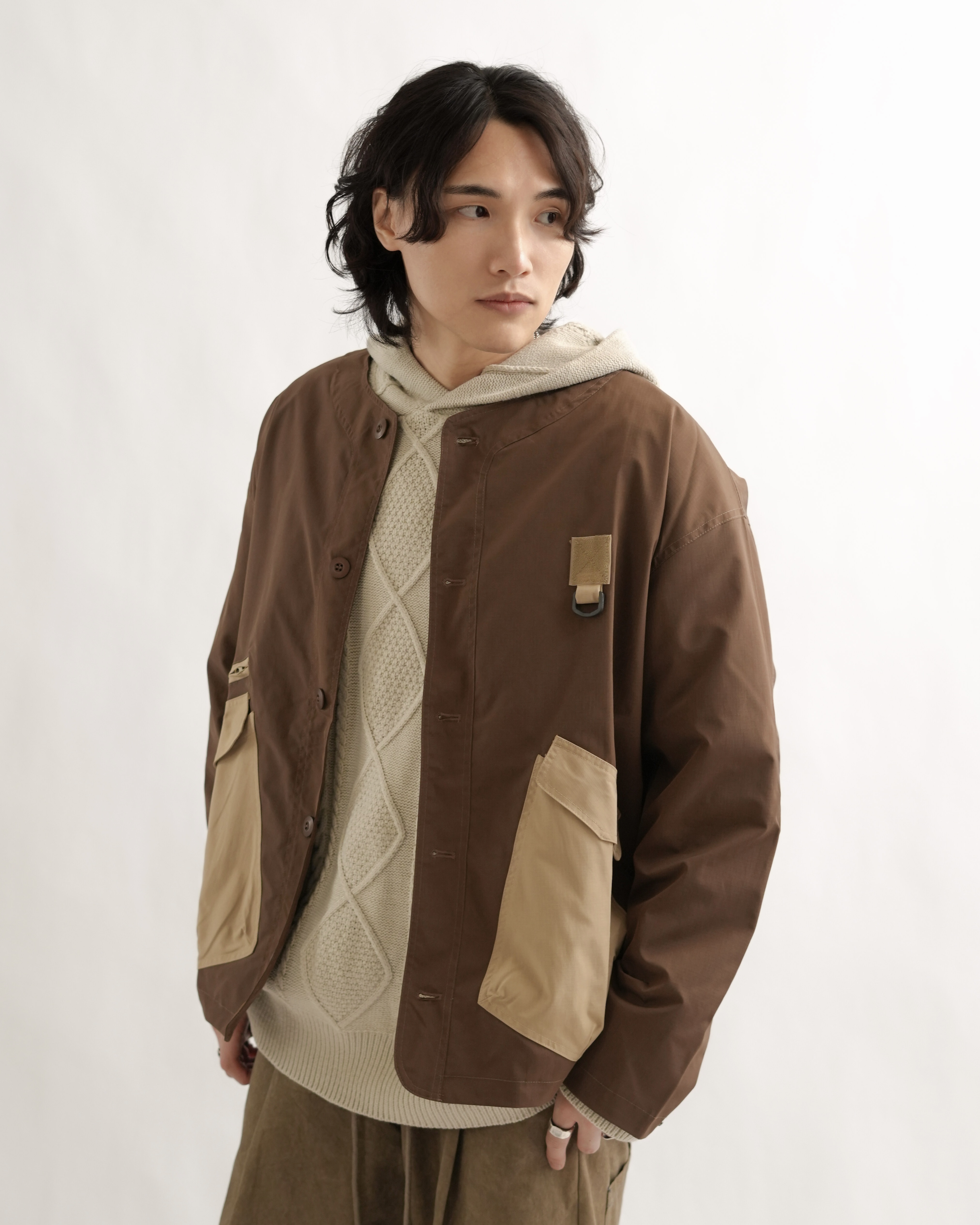 ML071 日系拼色大口袋無領外套-咖色