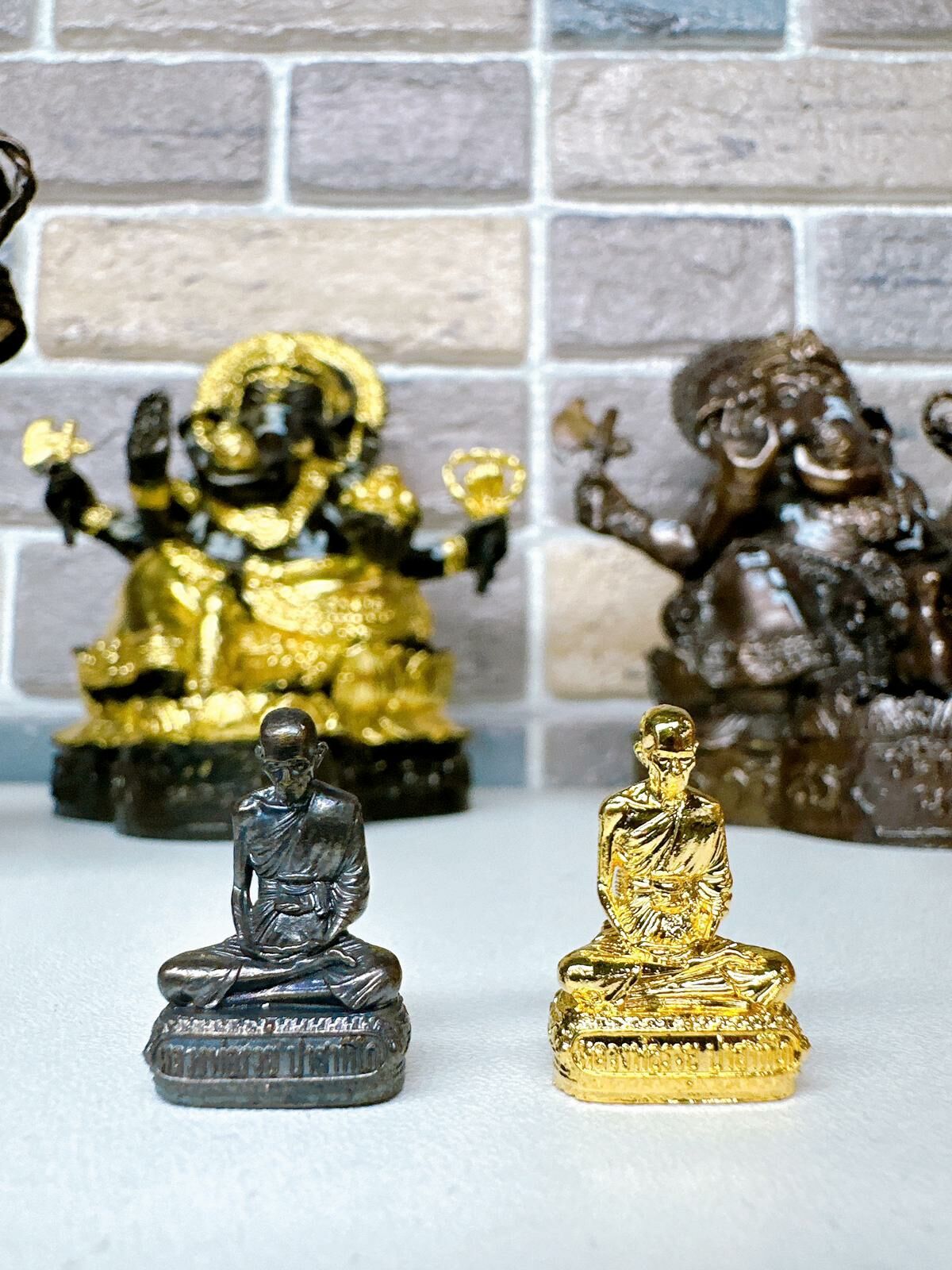 龍婆瑞原廟供請佛曆2567龍婆瑞自身迷您尊