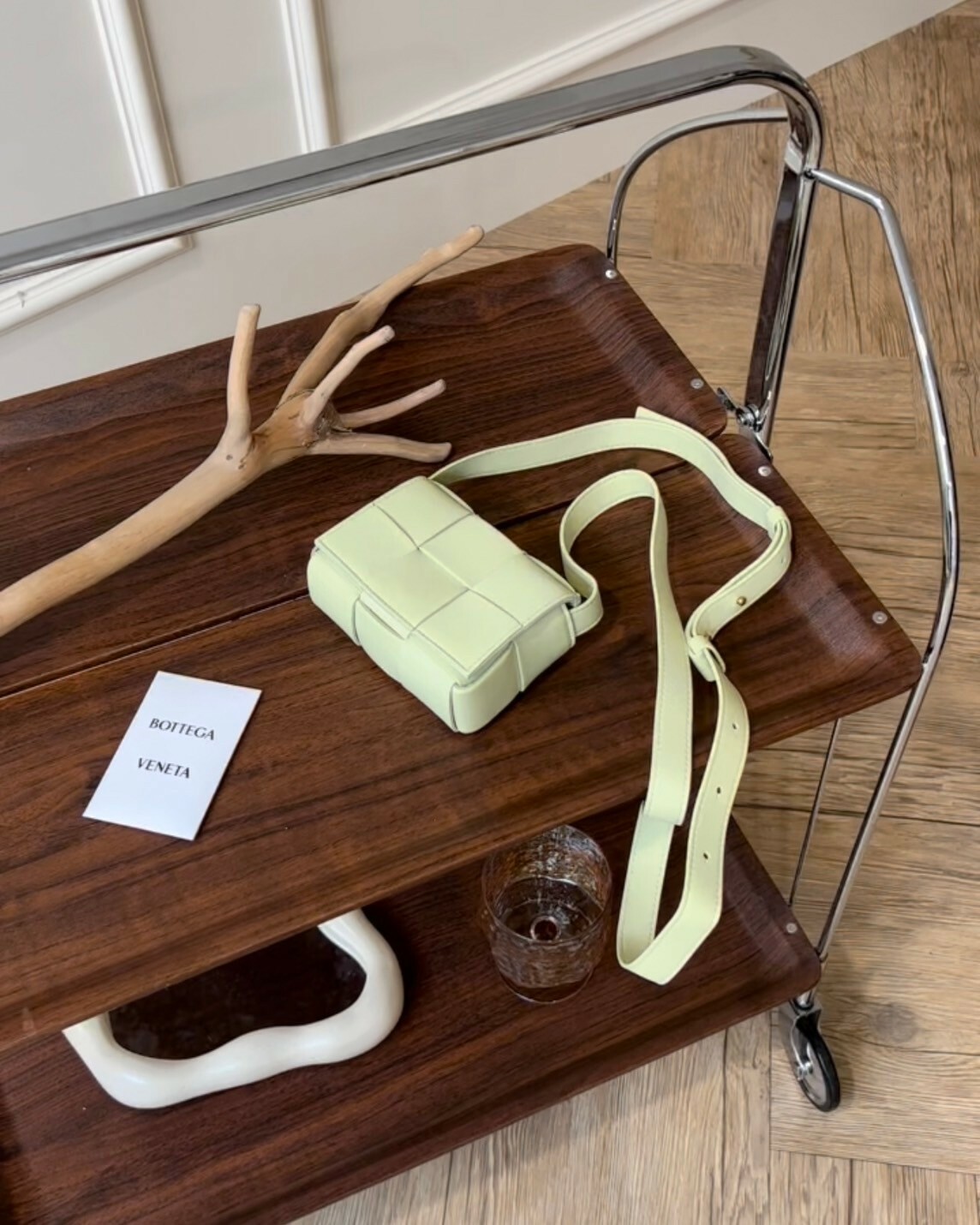 BV｜6格羊皮霧面迷你卡帶包 小雞黃