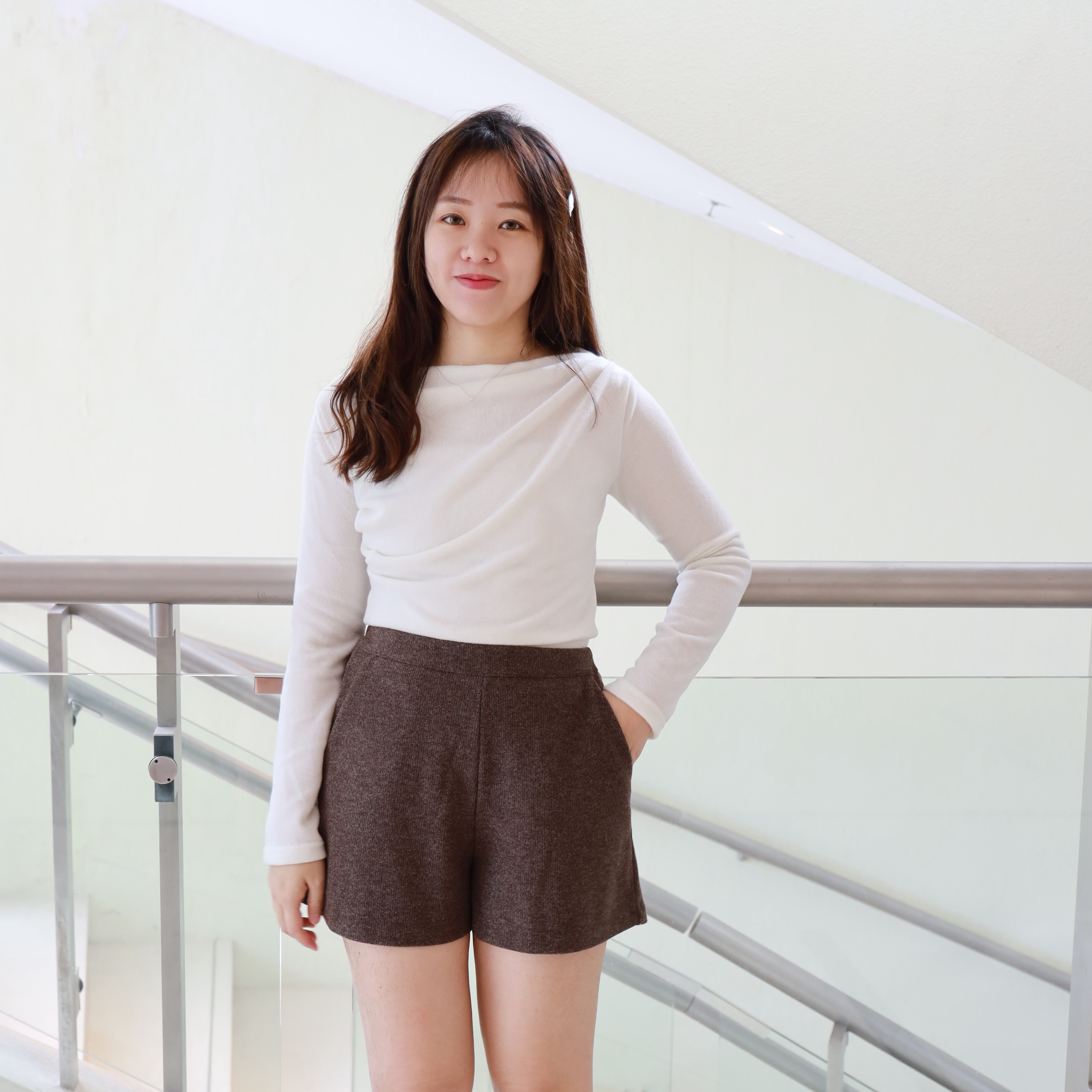 ||TOP542|| 薄毛毛一字摺純色TOP