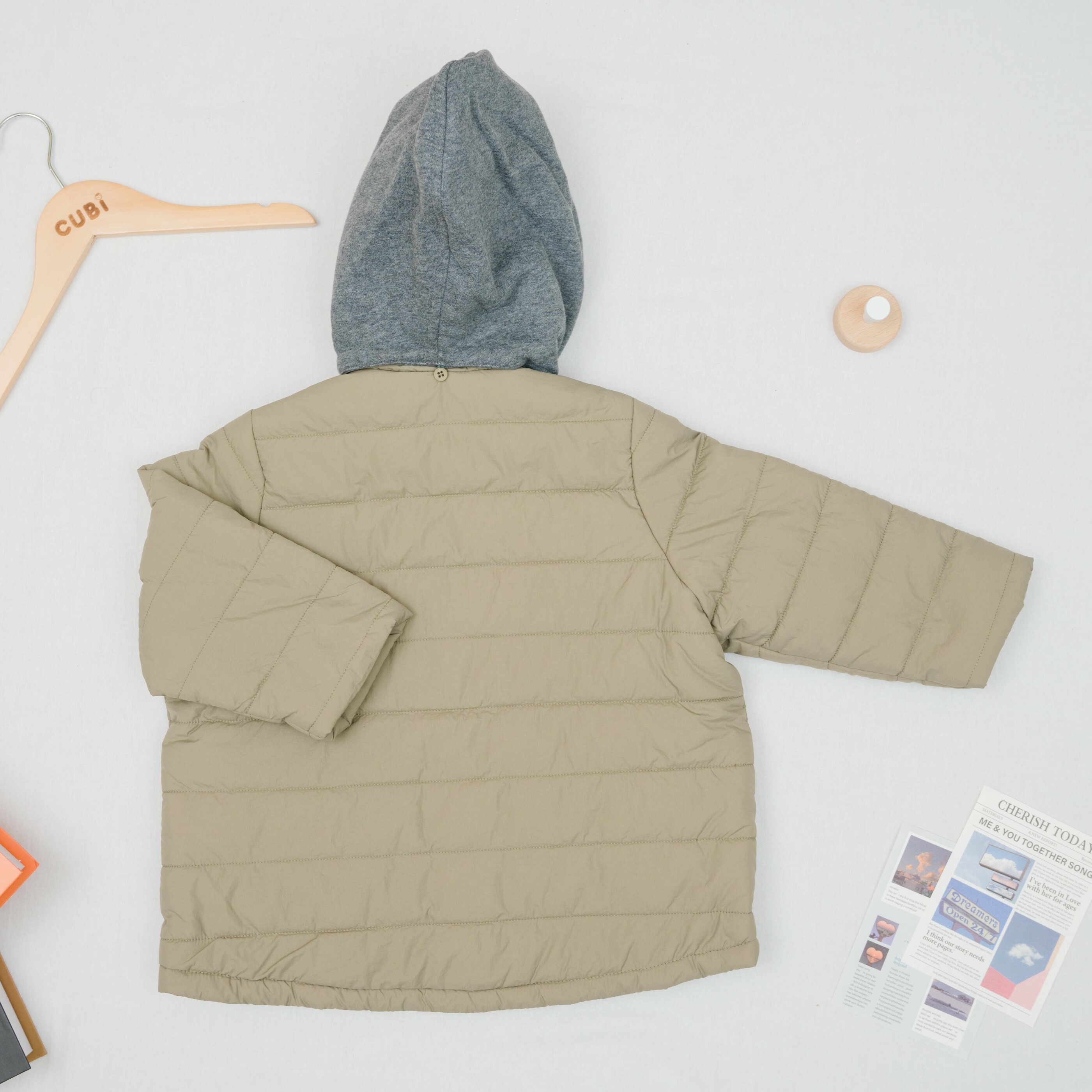 親子款可拆帽羽絨外套-背面