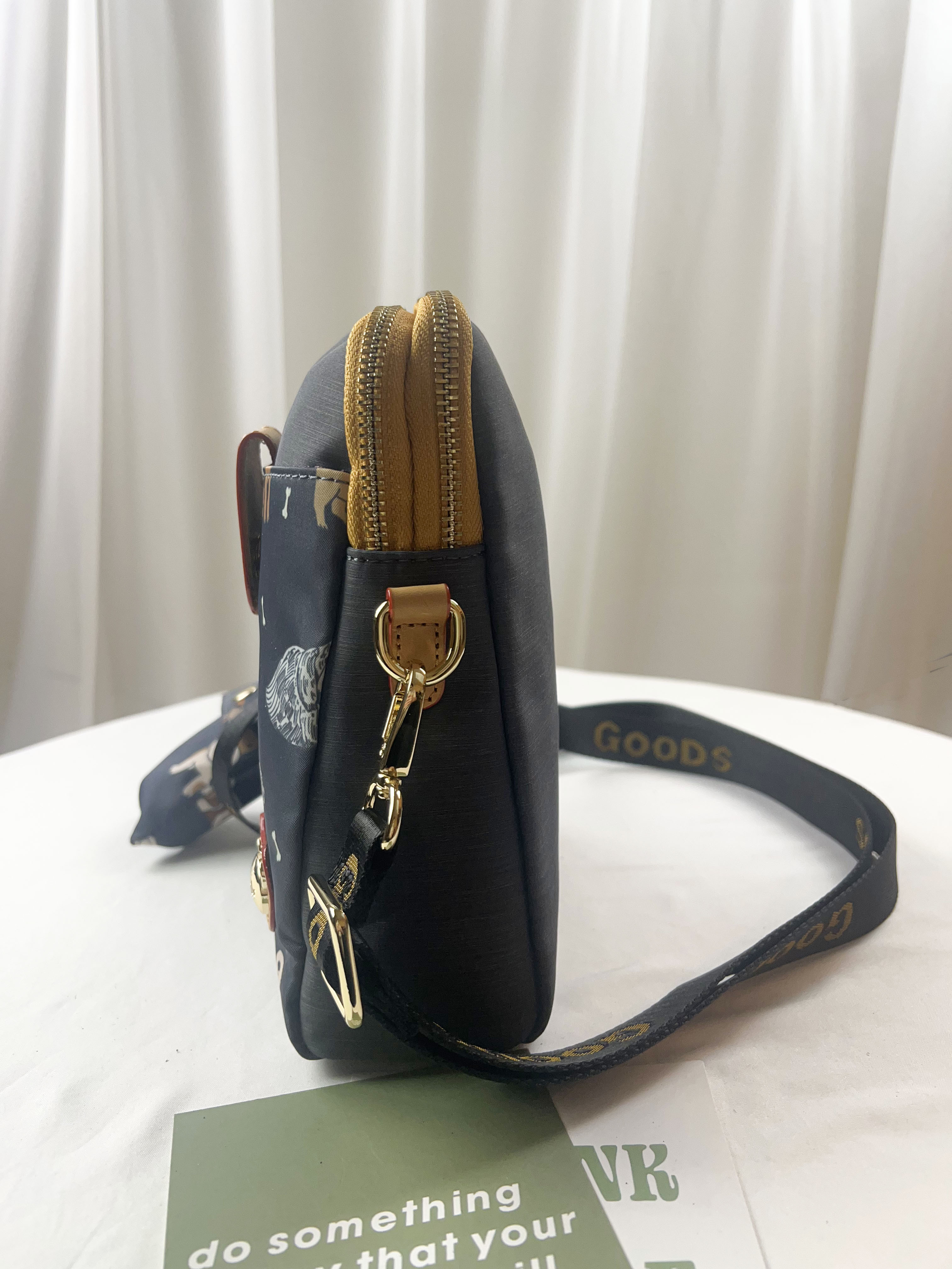 GOODS 灰色狗狗尼龍防潑水側背包  #2839