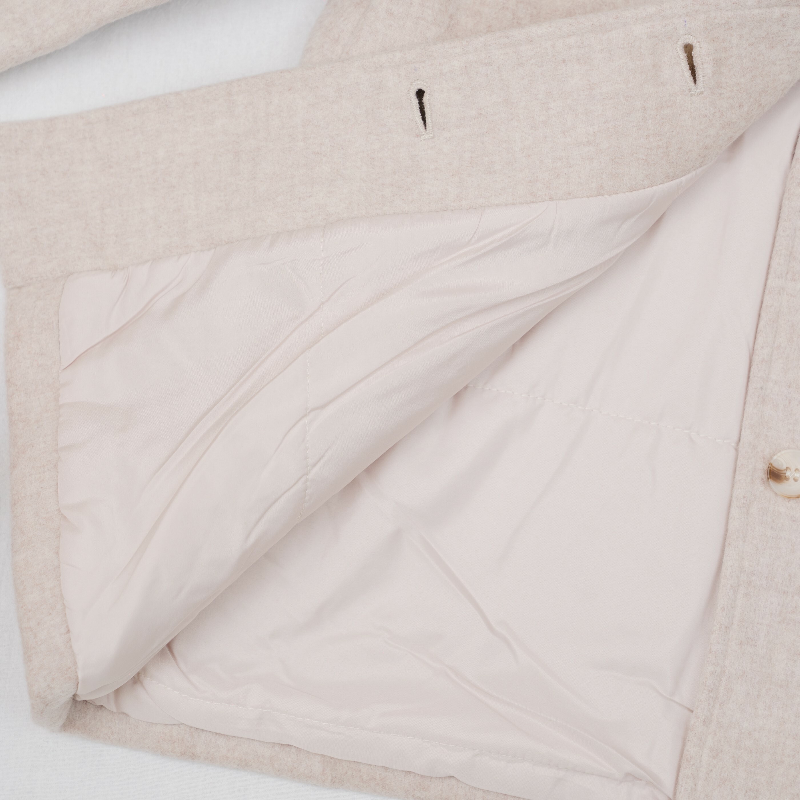 歐式氣質粉色羊毛大衣-細節