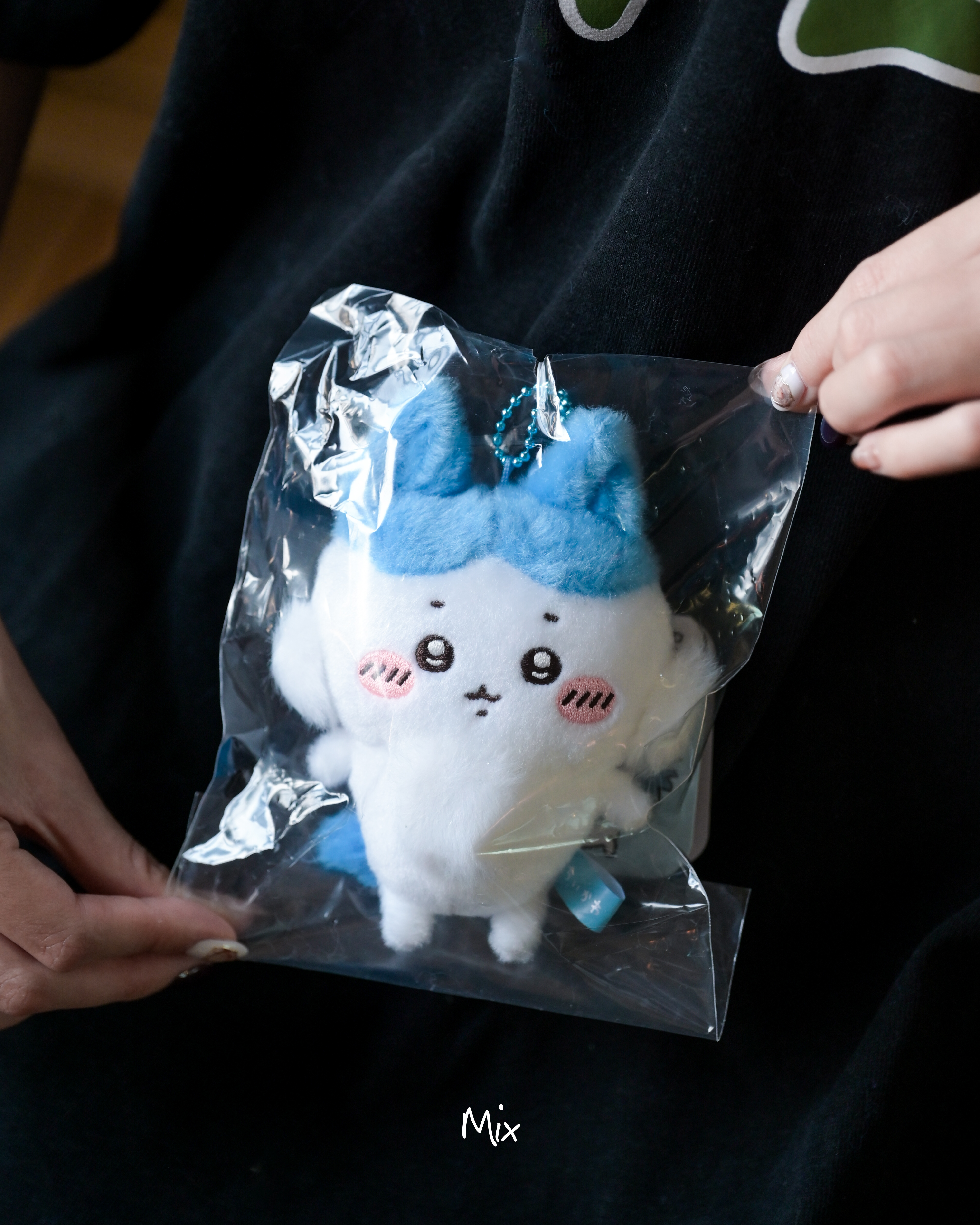 iSNEAKERS｜ 日本 Chiikawa 吉伊卡哇 平行世界系列 吊飾 側背包