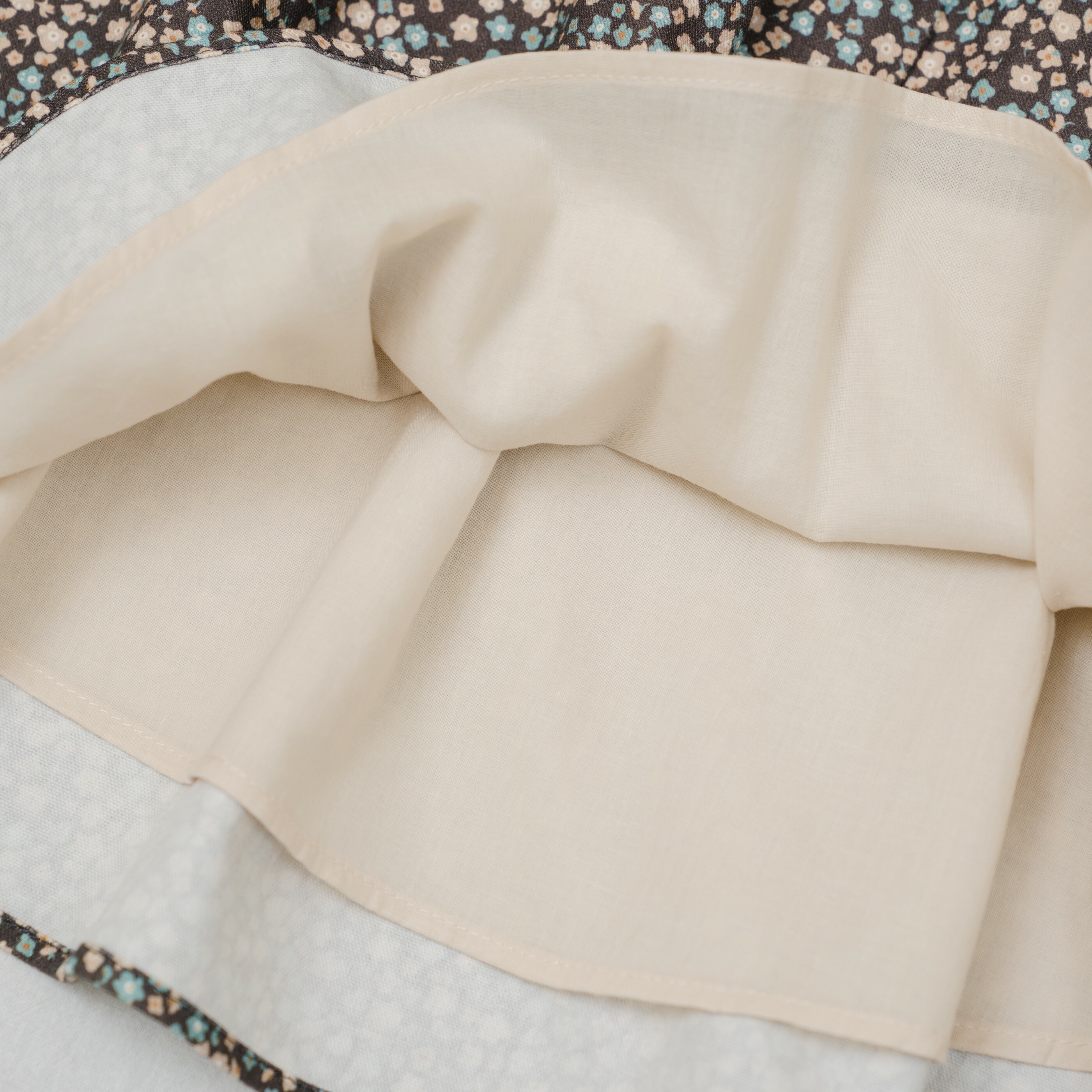 秋款氣質小碎花長裙-內裏