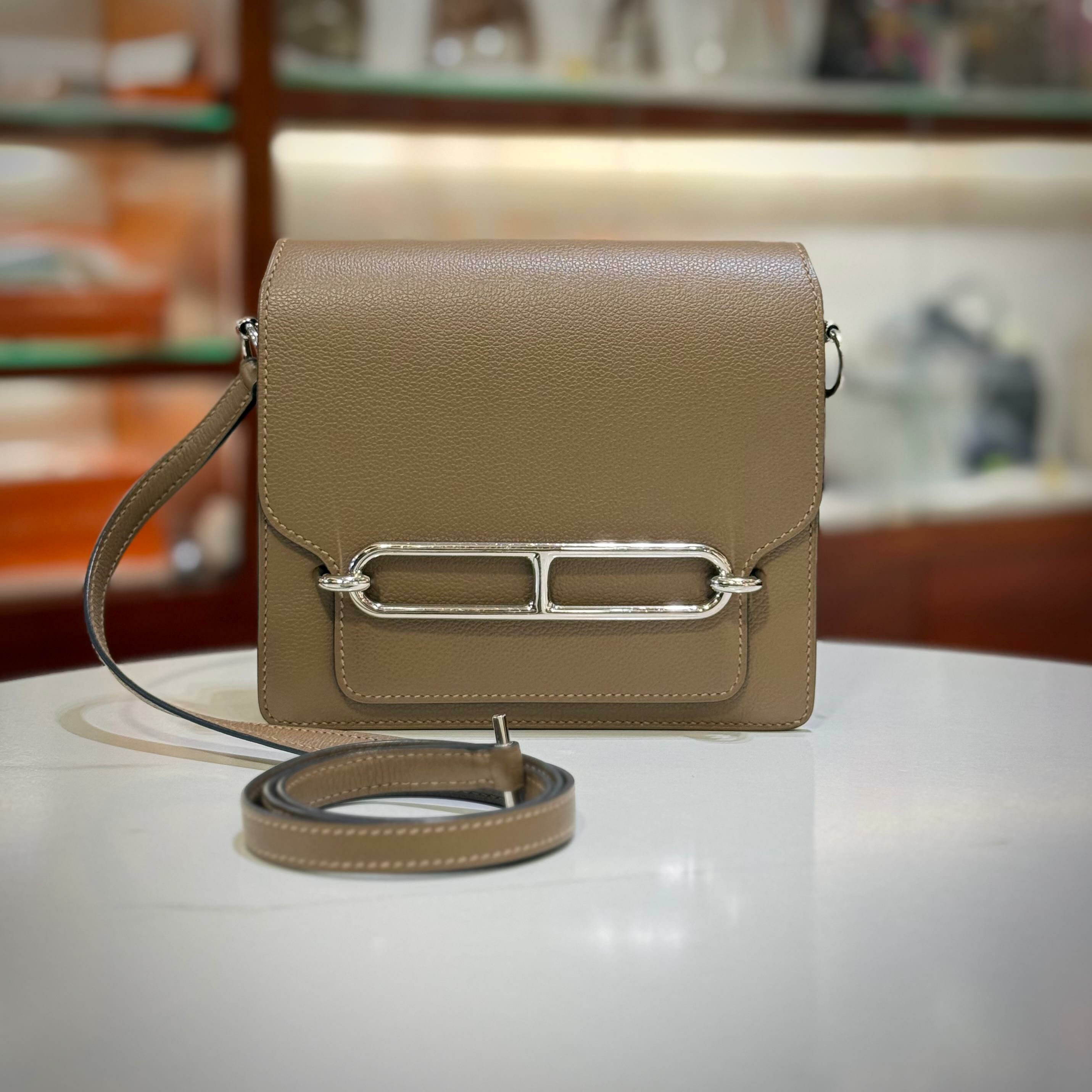 99%NEW接近全新HERMES MINI ROULIS D刻 威馬犬色 EVERCOLOR皮 銀扣 WEIMAR/DEEP BLUE #香榭站正品