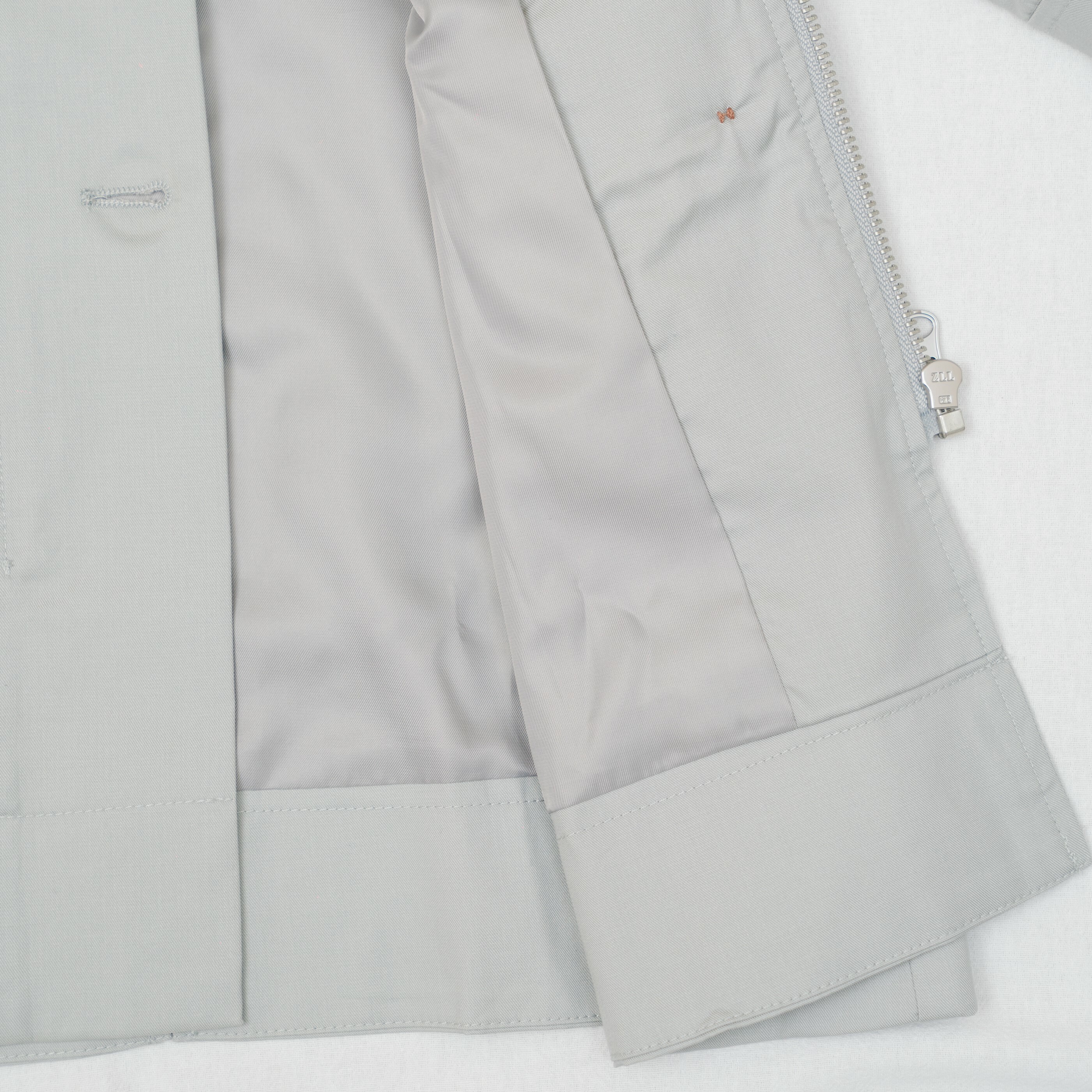 秋款可拆帽防風風衣-細節