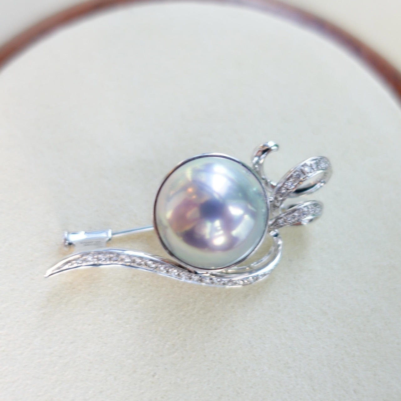 夢幻粉紫伴色 - 日本稀有極光炫藍馬貝珠鑽石吊墜/胸針兩用款