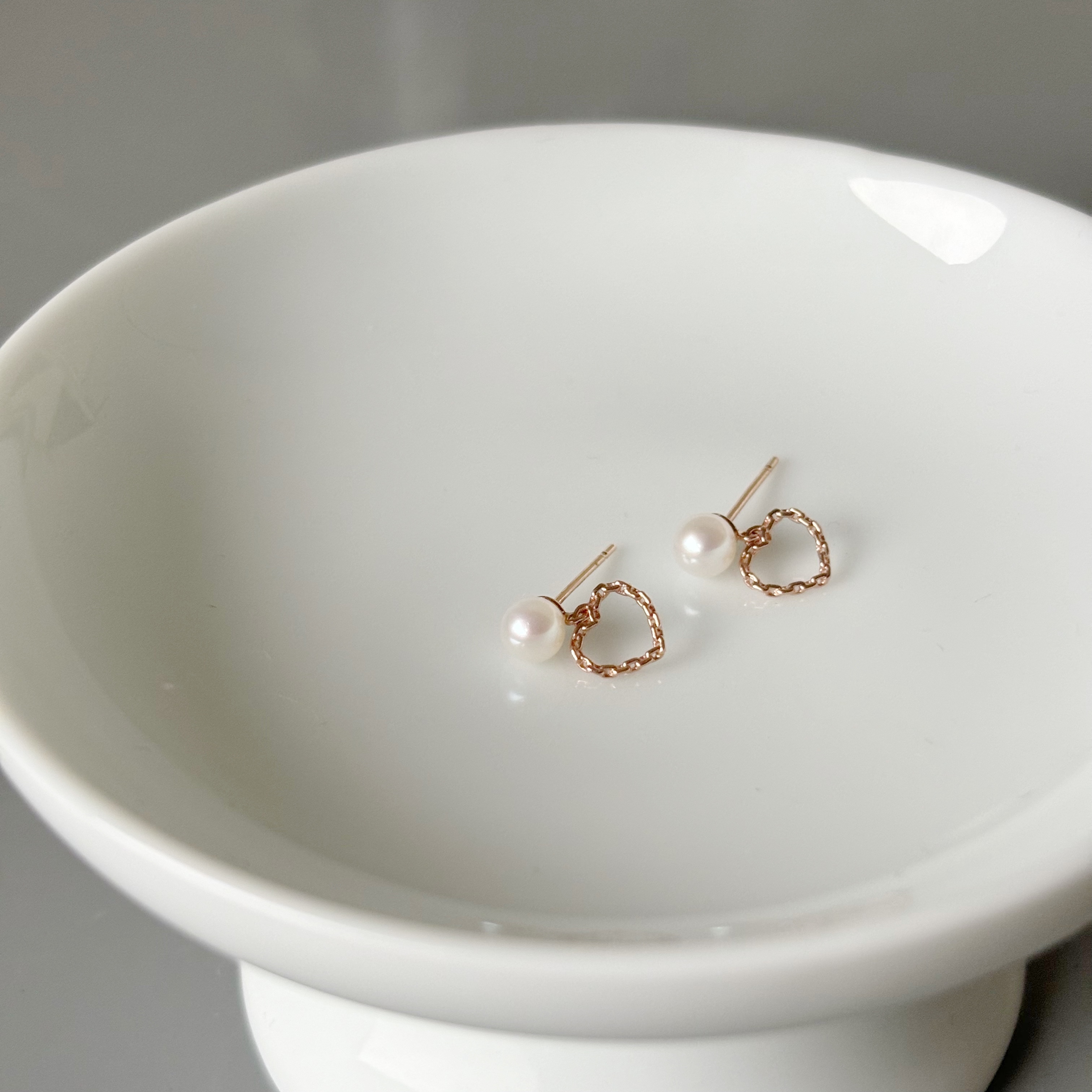 10K珍珠垂鎖鏈愛心耳環