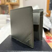 [S] PRADA PORTAF.G. ORIZZONTALE VIT.MICRO GRAIN,MERCURIO, 8059798256177 (SPD39)