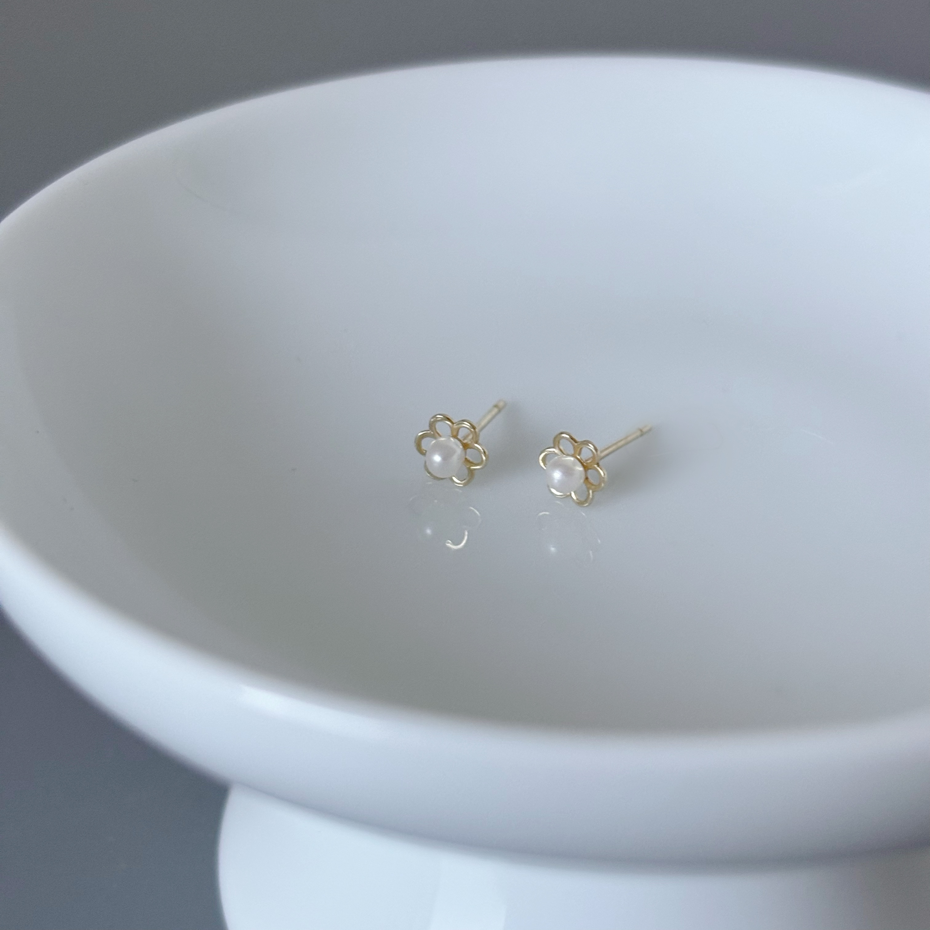 10K簍空小花珍珠耳環