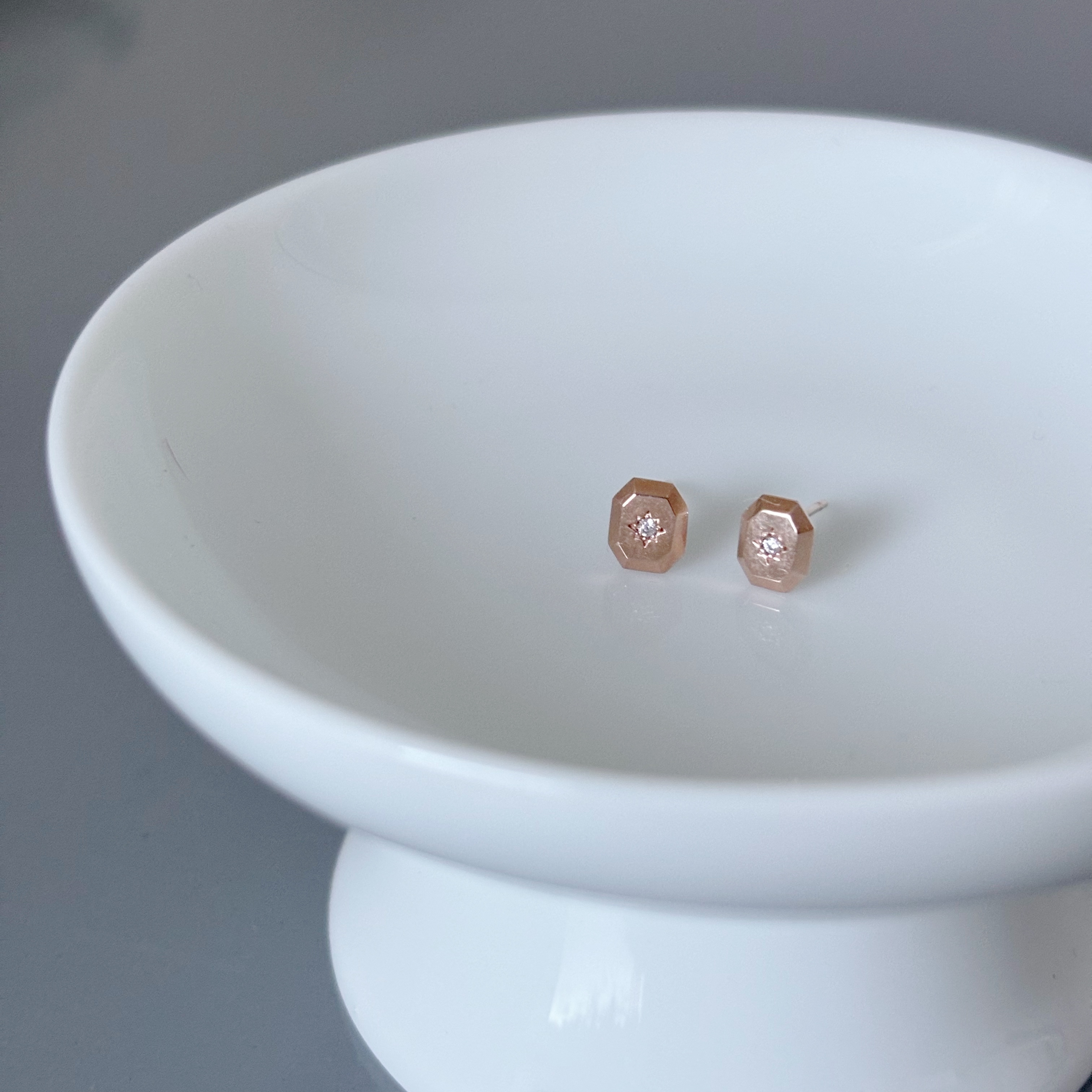 10K八邊形鋯石耳環