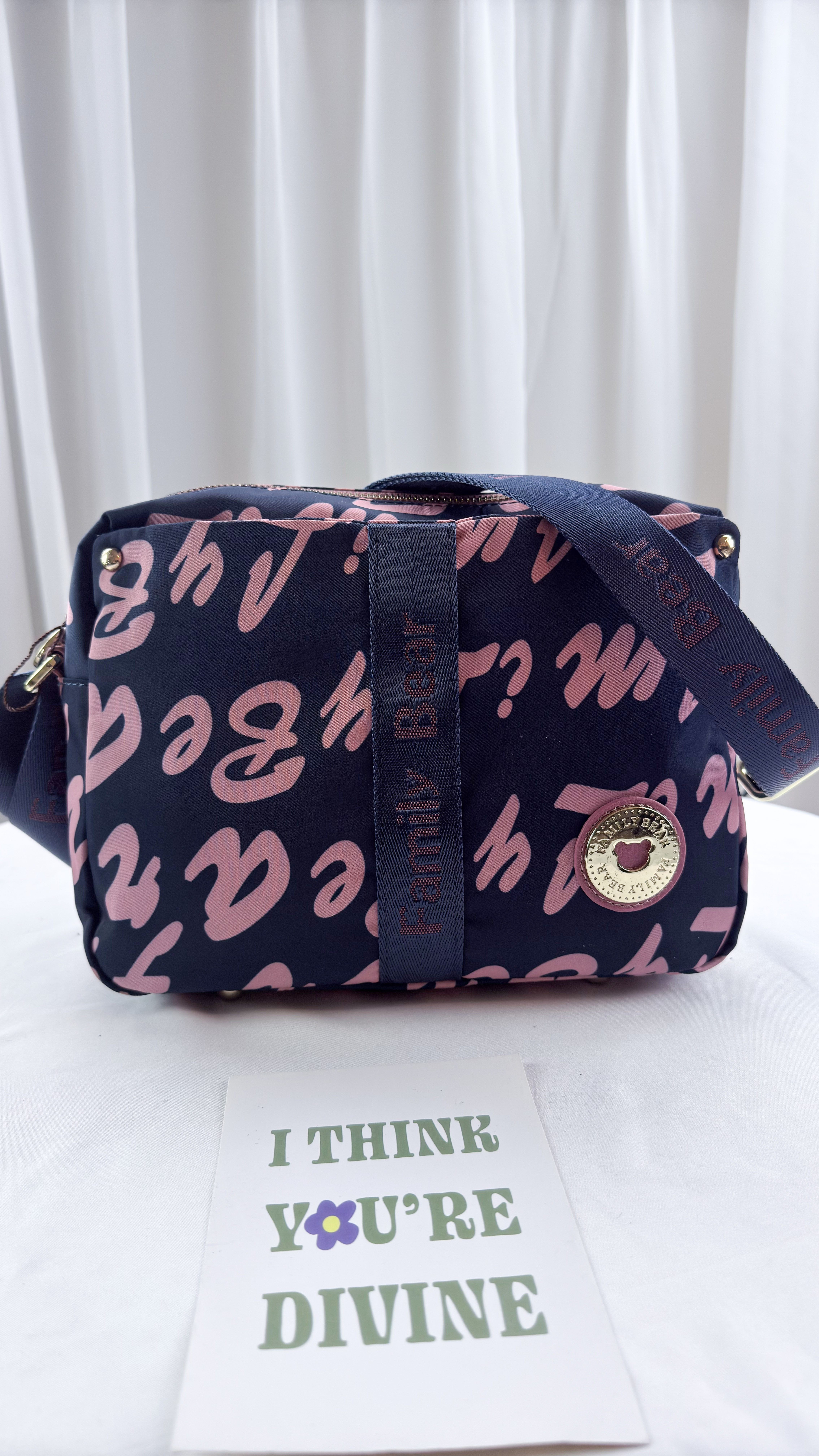 FamilyBear 粉藍拼色字母防潑水側背包 #2856