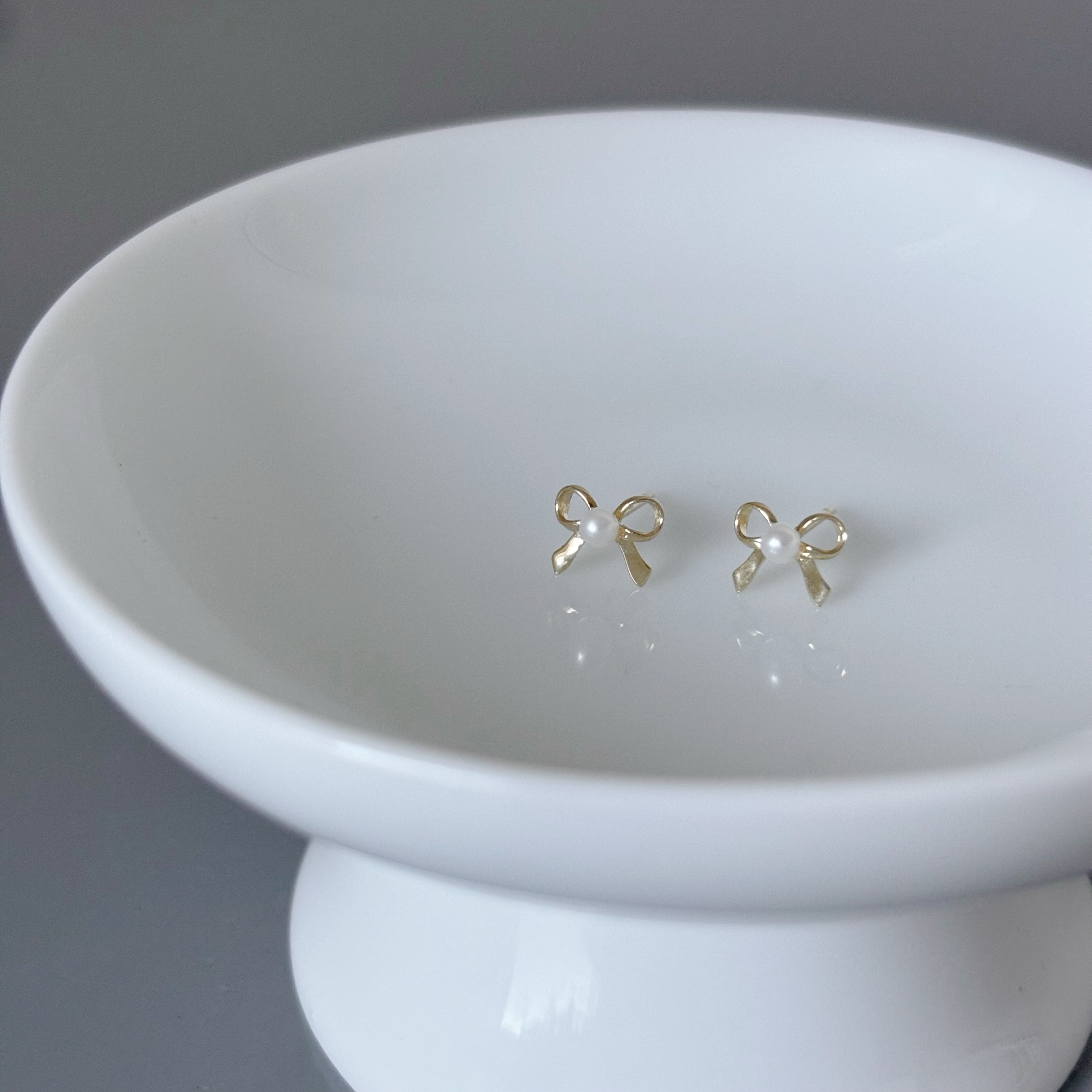 10K珍珠蝴蝶結耳環