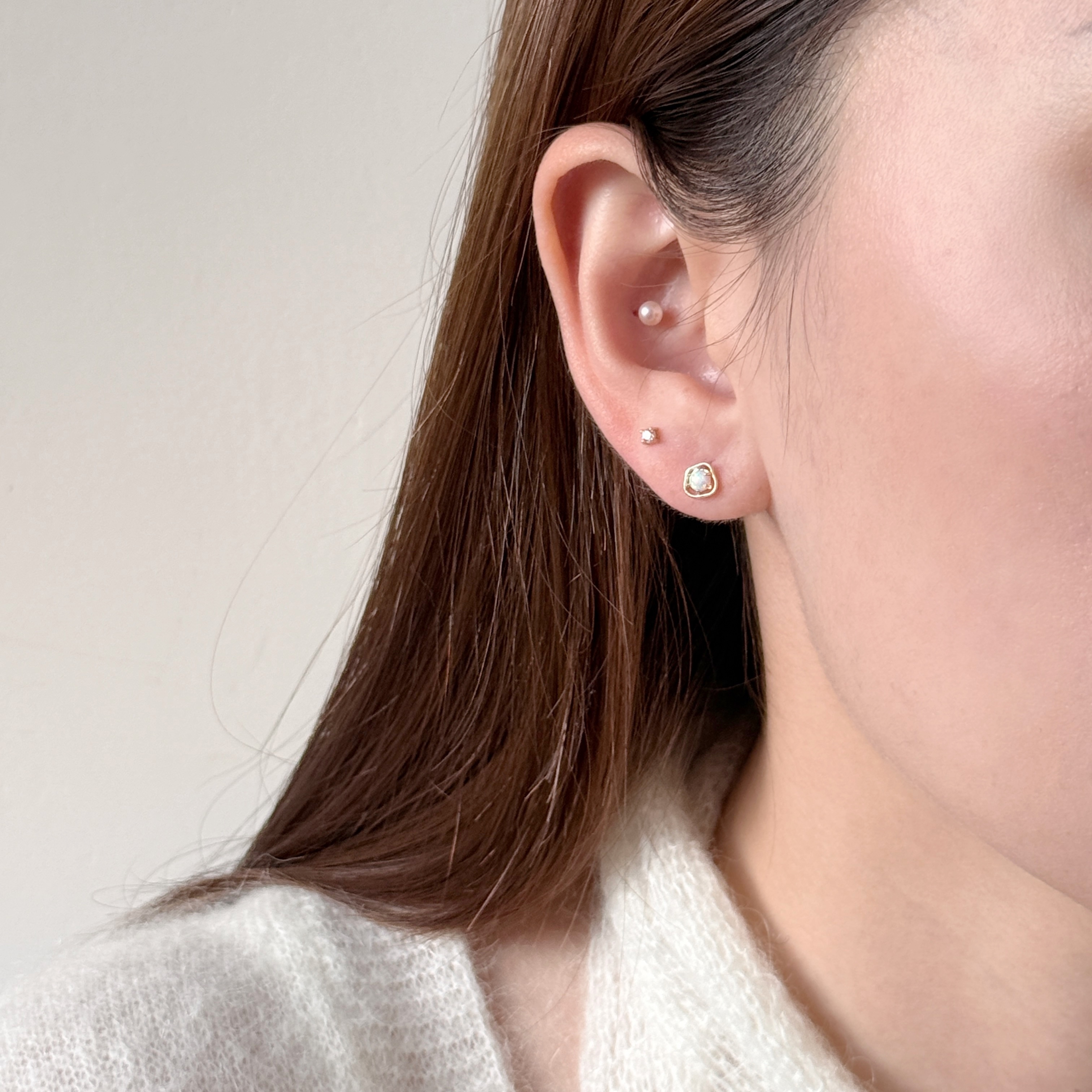 10K不規則爪鑲歐泊耳環