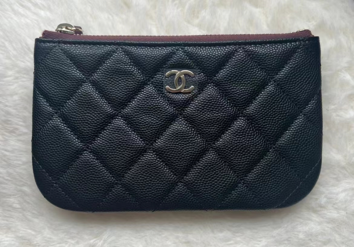 CC 最好用一字拉鍊包 -M