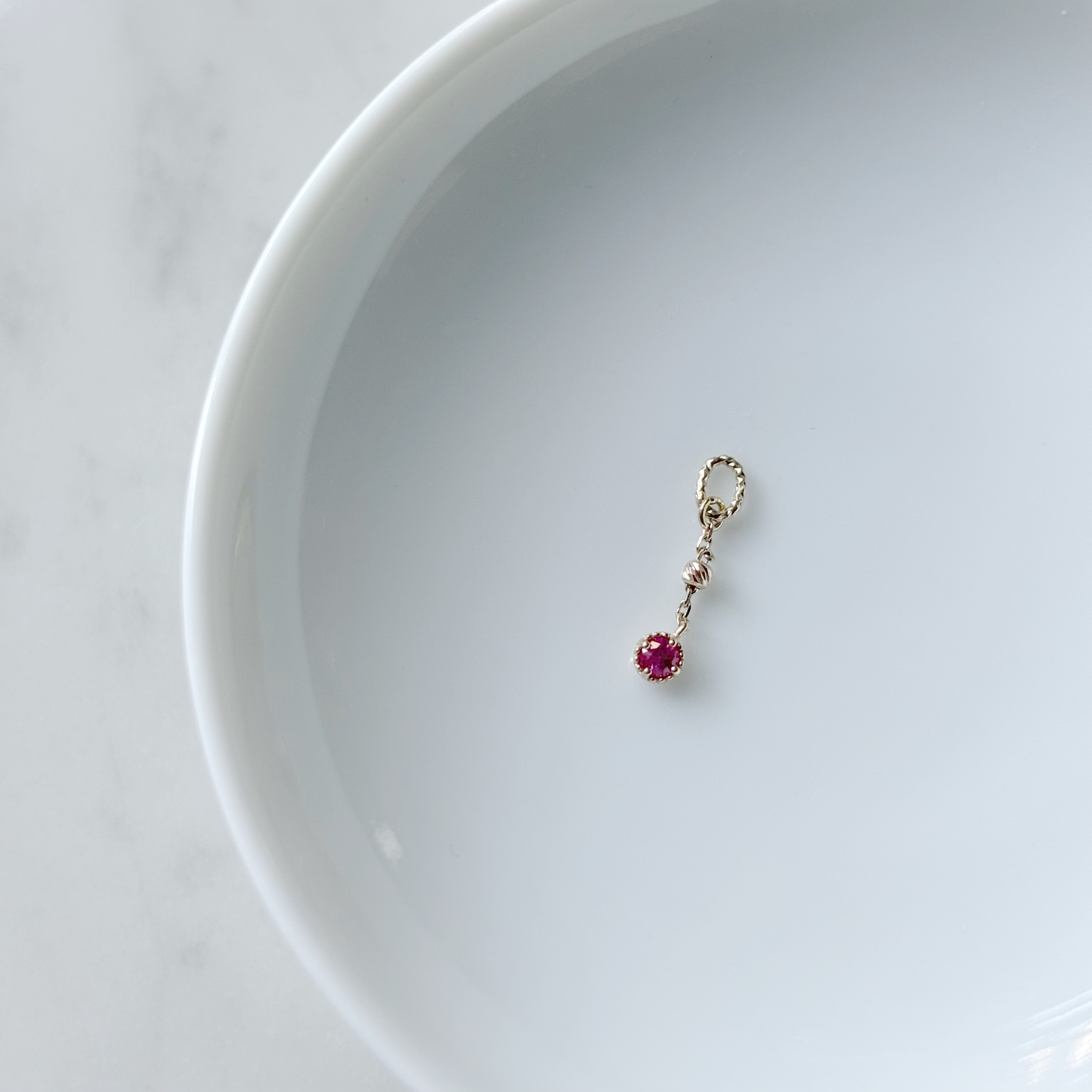 14K小金球小圓紅寶石耳鏈墜