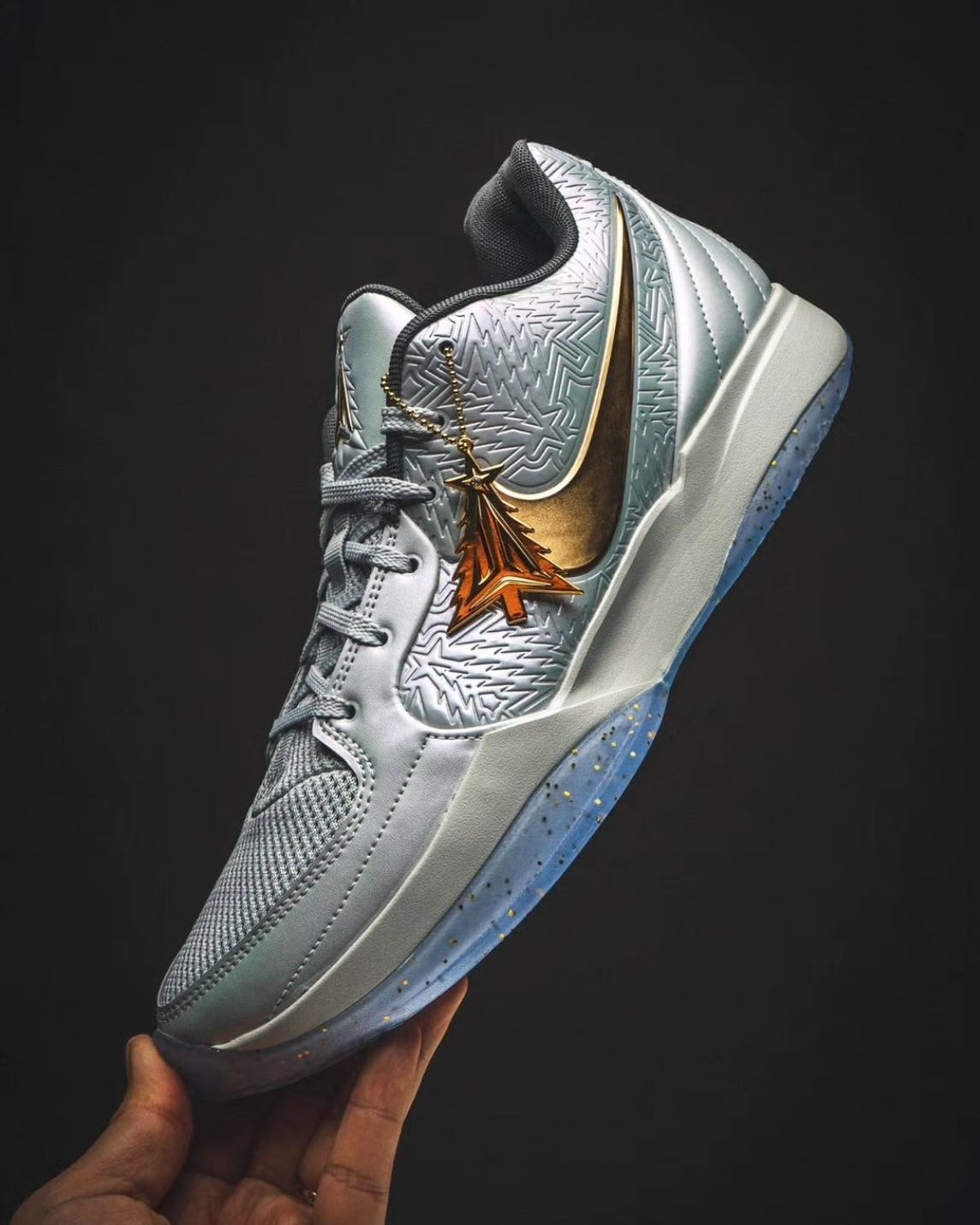Nike JA 2 EP "X-Mas" Tree Topper' 白金 聖誕節 冬季限定 實戰籃球鞋  Ja Morant