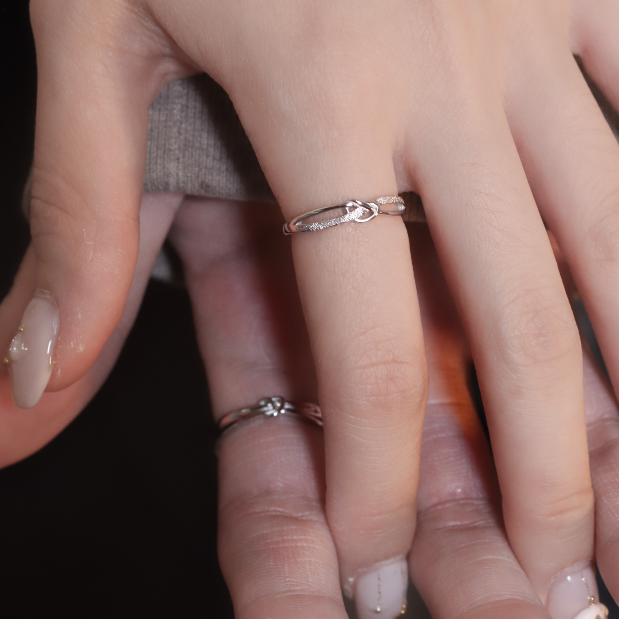 | 925純銀 | 愛意小結情侶戒指 （男款/女款) | RI0760 |