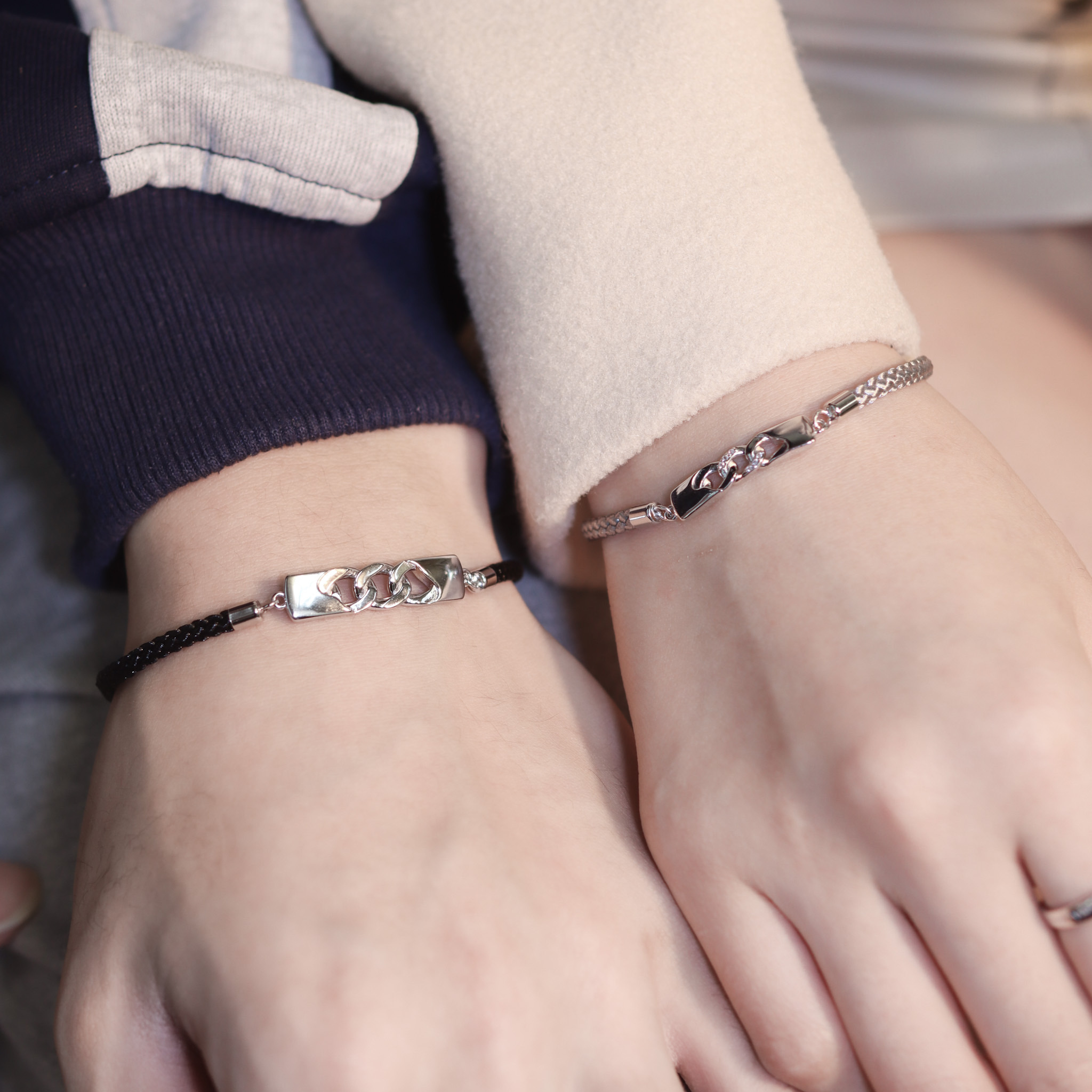 | 925純銀・白金 | 勾手見證情侶手繩 （男款 /女款） | BR1207 |