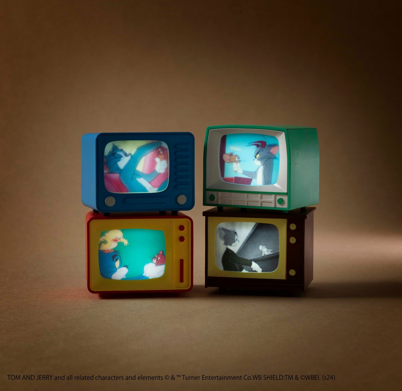 【現貨】Tom & Jerry 發光復古電視機扭蛋(全4種)