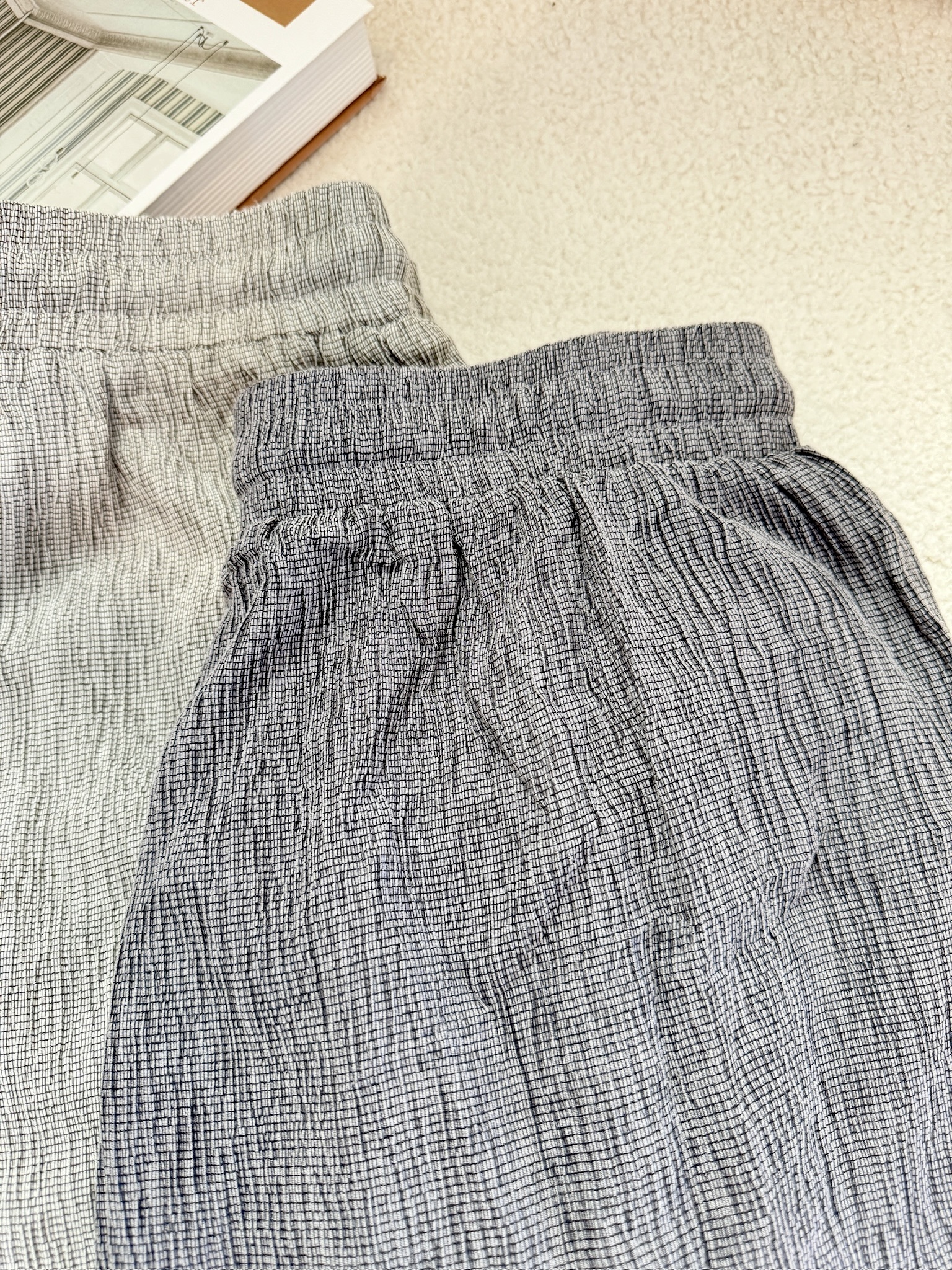 布朗尼坑條長褲