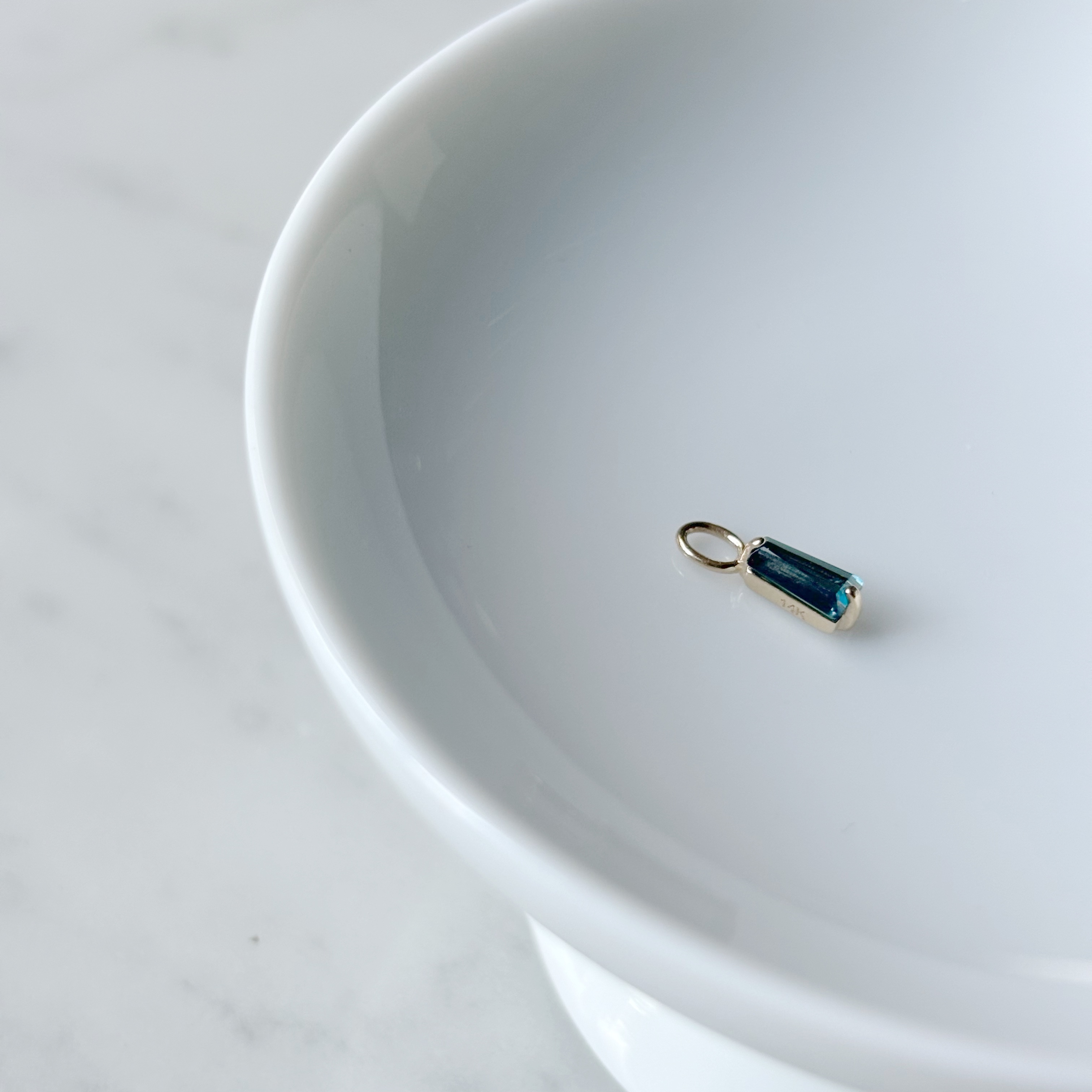 14K梯形切割倫敦托帕石耳墜