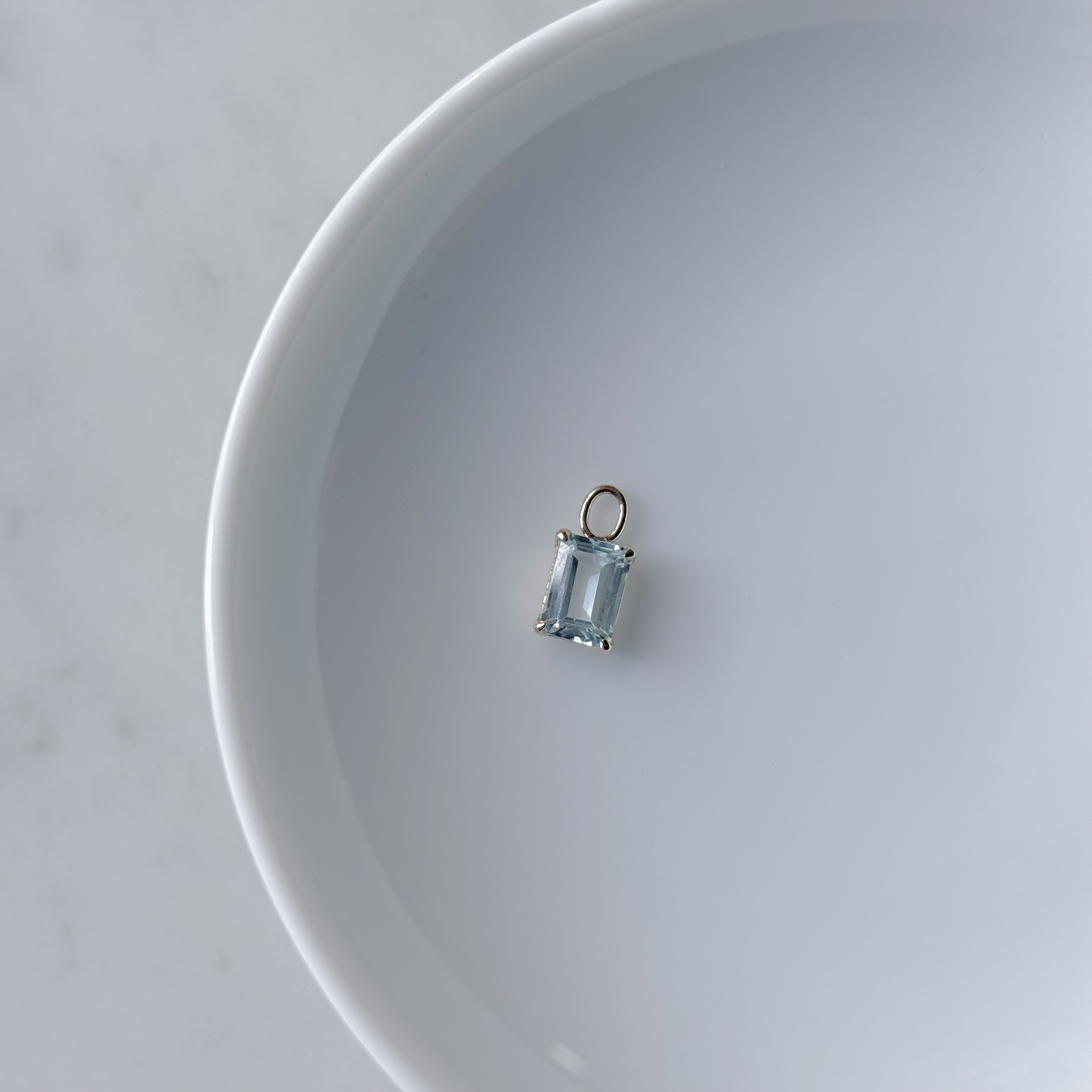 14K四爪長方托帕石耳墜