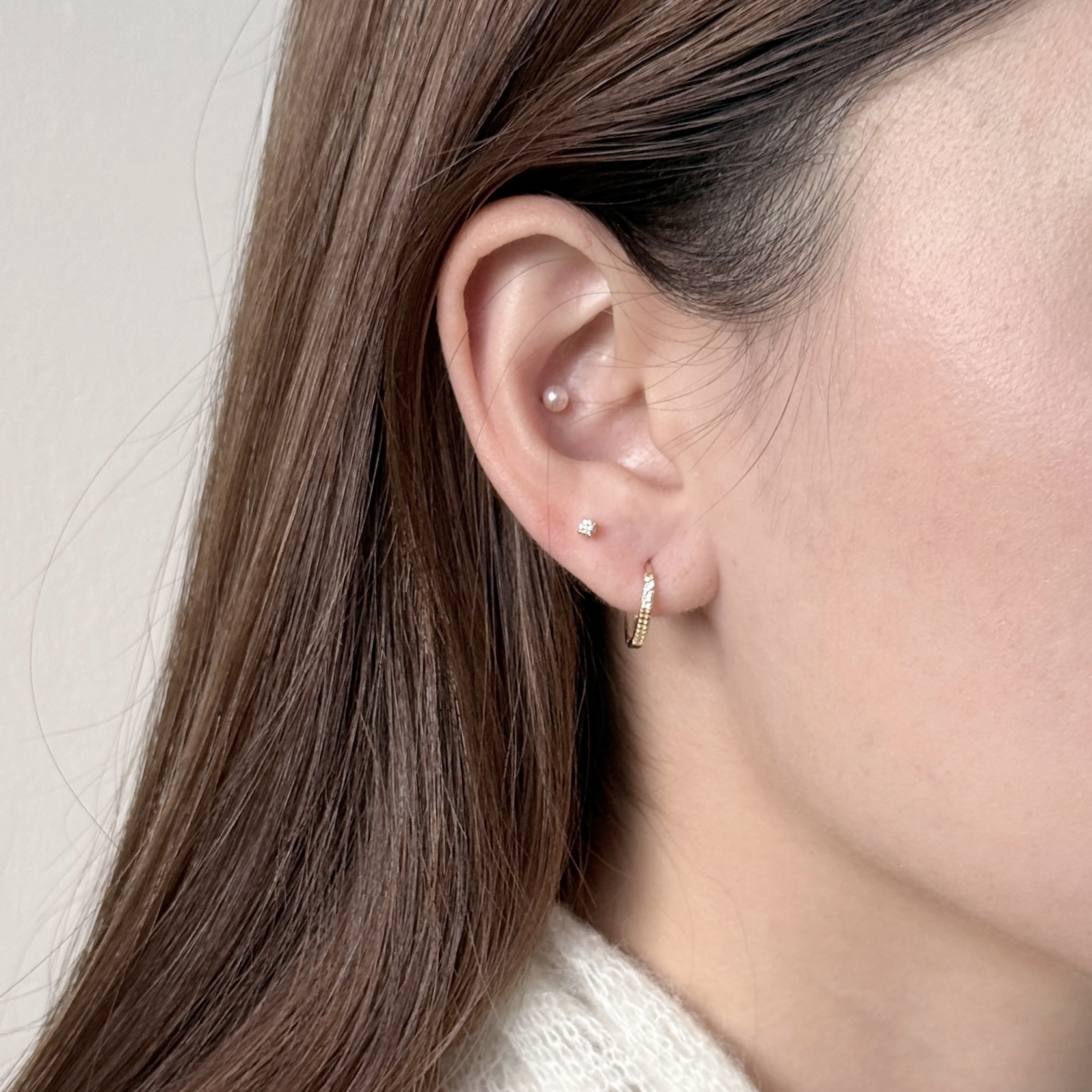 10K小排鑽雙滾邊耳圈