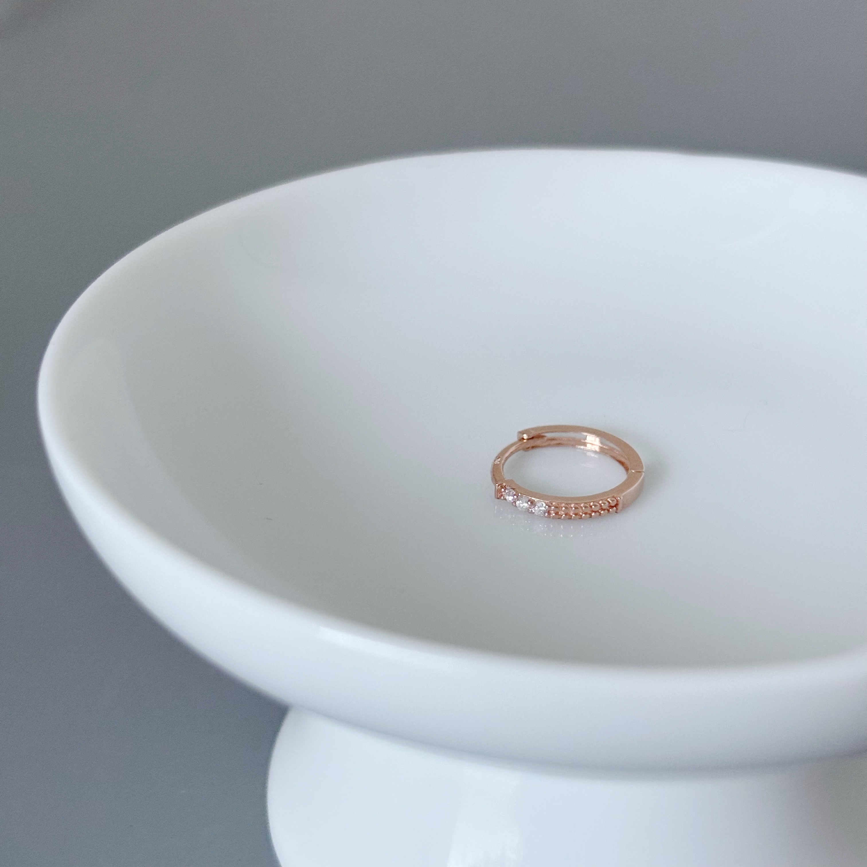 10K小排鑽雙滾邊耳圈