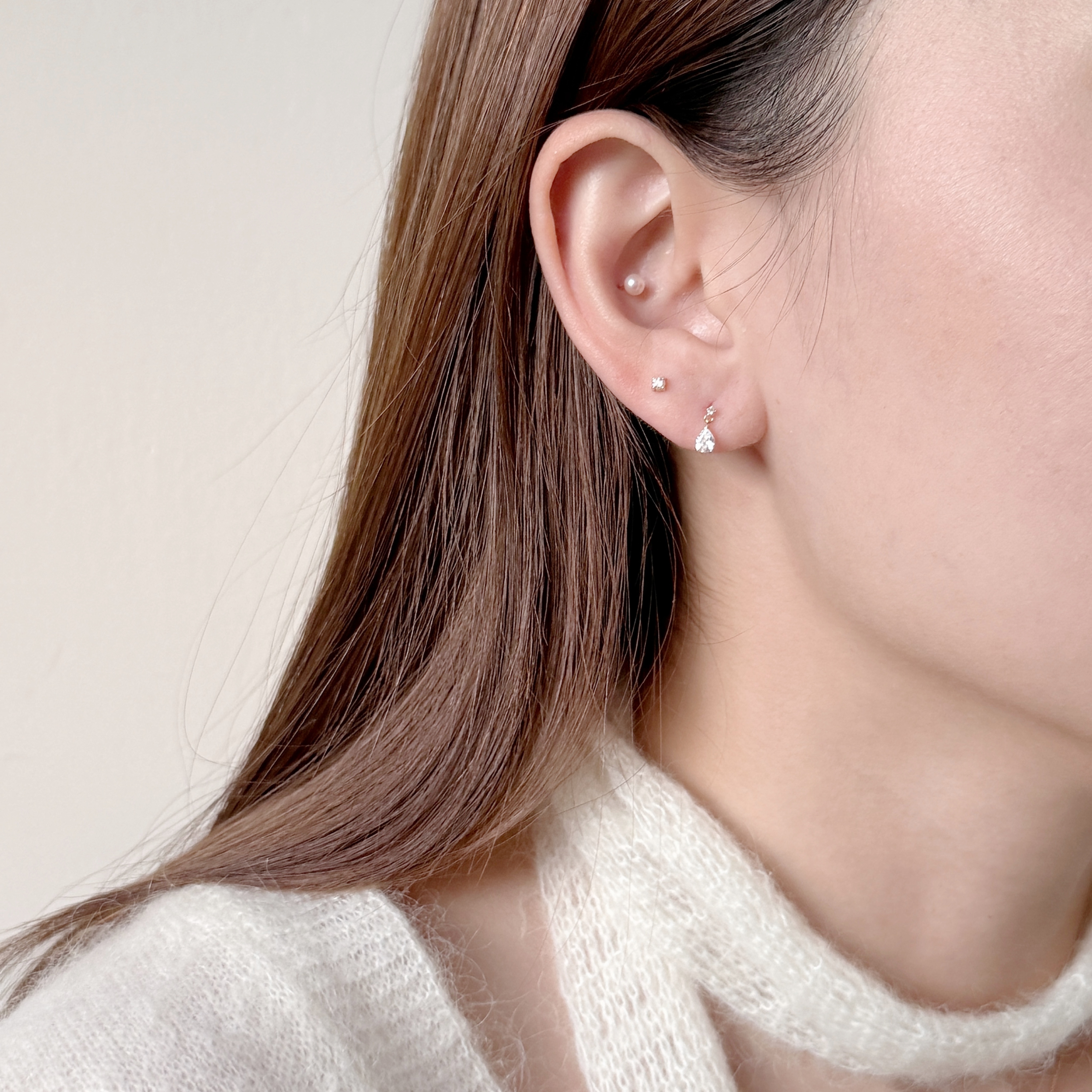 10K小鑽垂水滴鋯石耳環