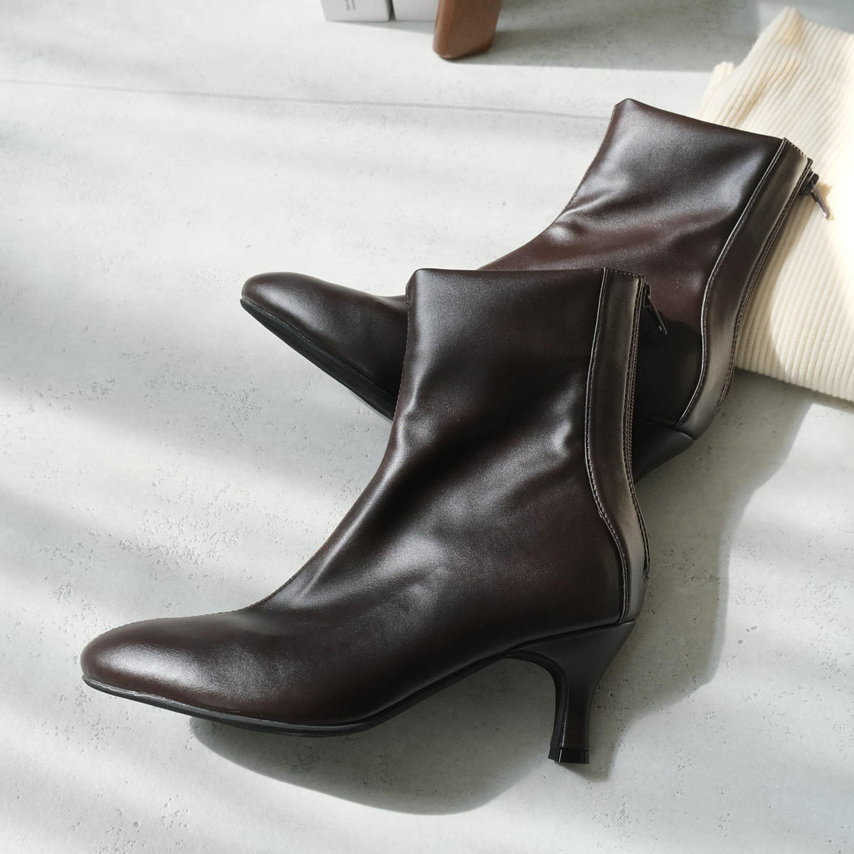 顯瘦濾鏡 小貓跟彈性中車線短靴