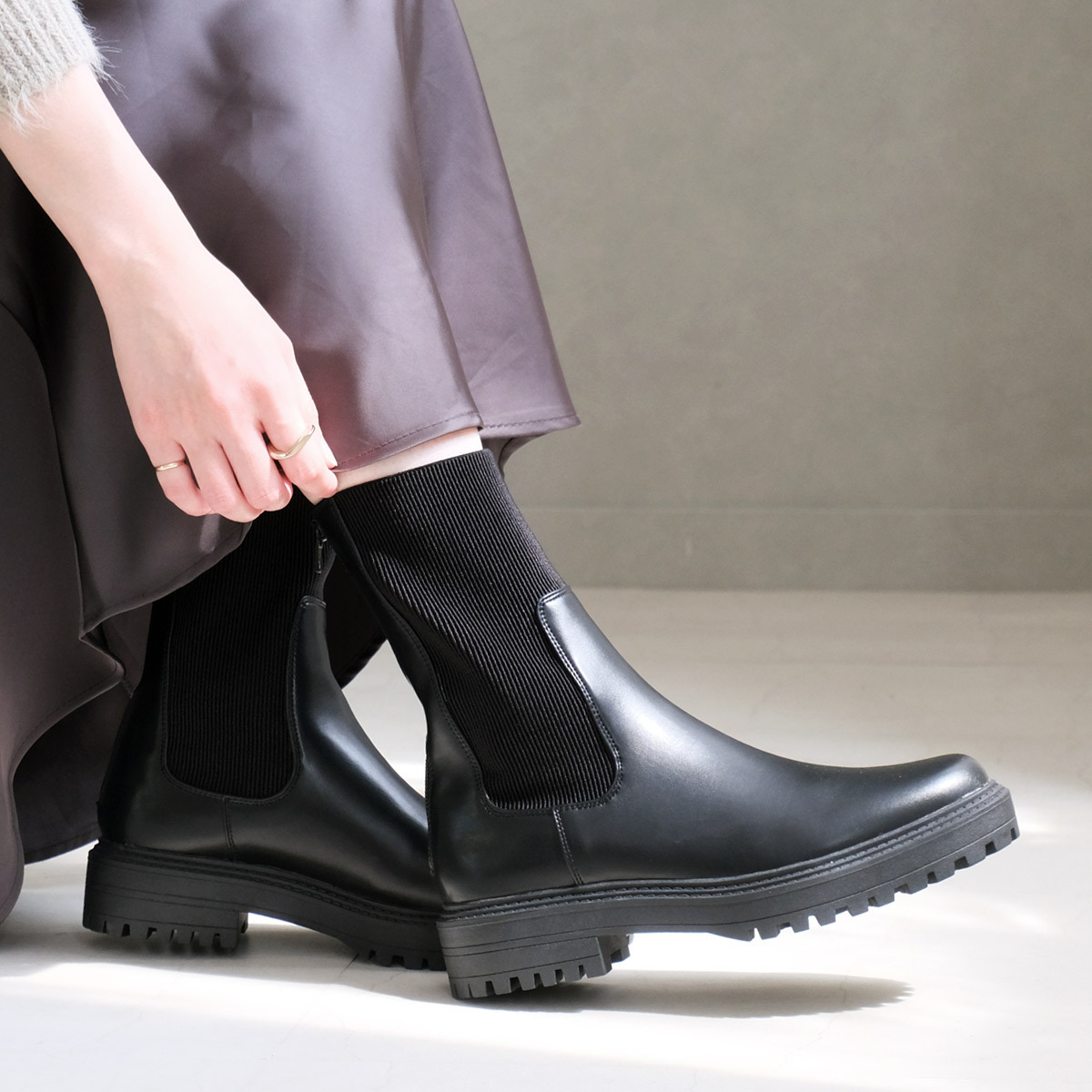 百搭風格 羅紋針織厚底切爾西靴