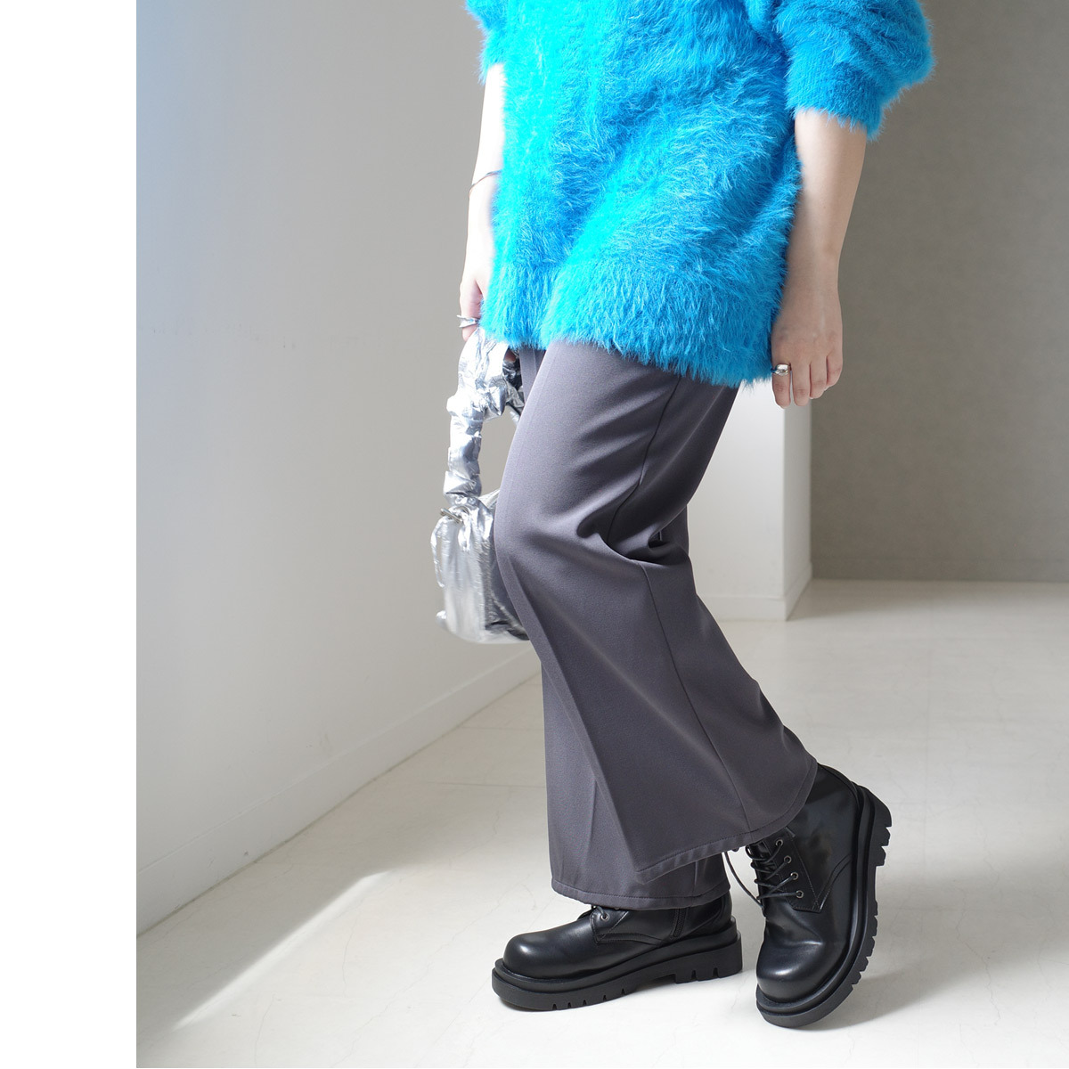 率性女孩 經典綁帶側拉鍊馬丁靴