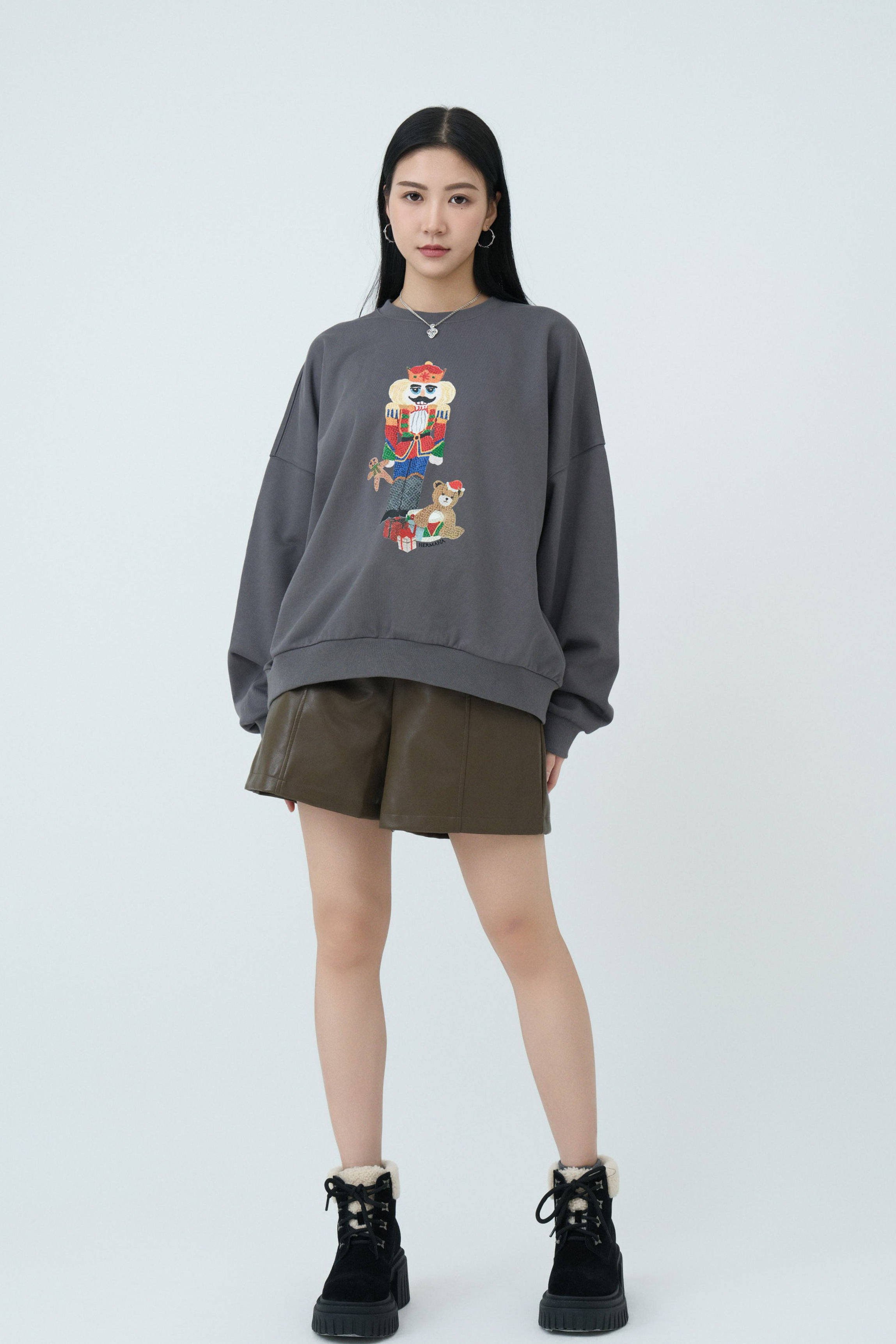 胡桃夾子印花衛衣 (現貨款式）